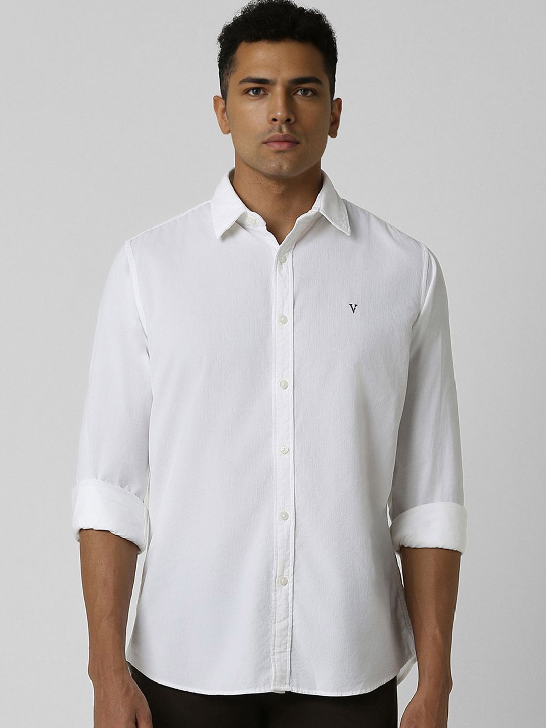

Van Heusen Sport Men Solid Slim Fit Casual Shirt, White