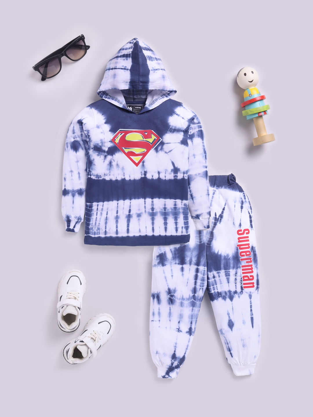 

YK X Minute Mirth Boys Superman Printed Pure Cotton Dyed Hooded Sweatshirt & Joggers Set, Navy blue