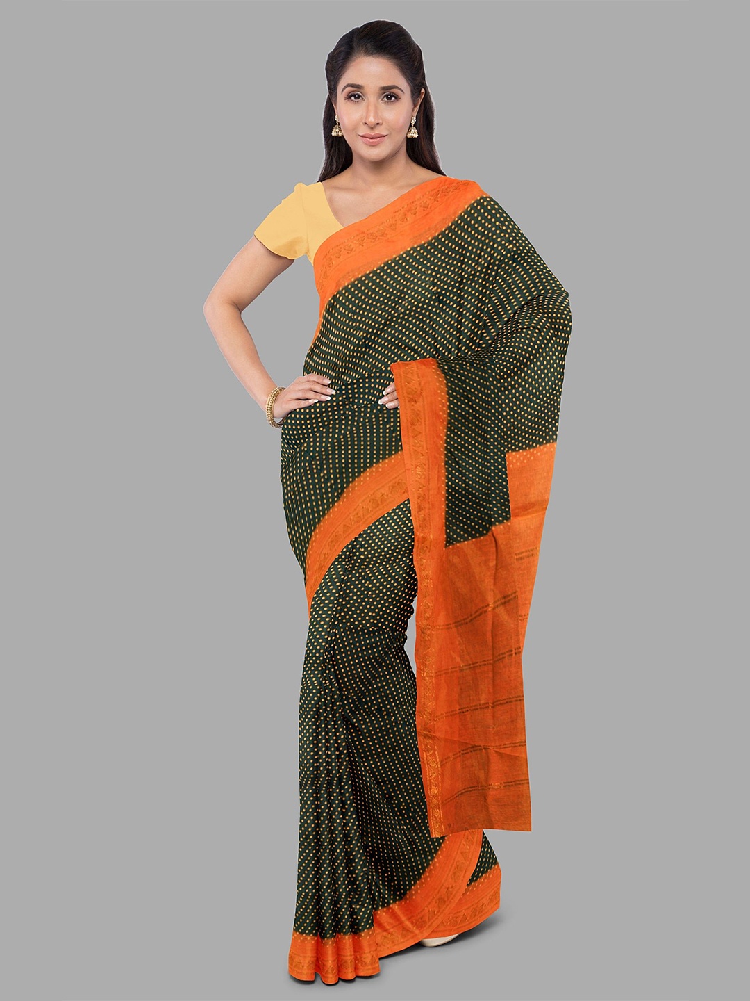 

The Chennai Silks Polka Dot Zari Pure Cotton Sungudi Saree, Green