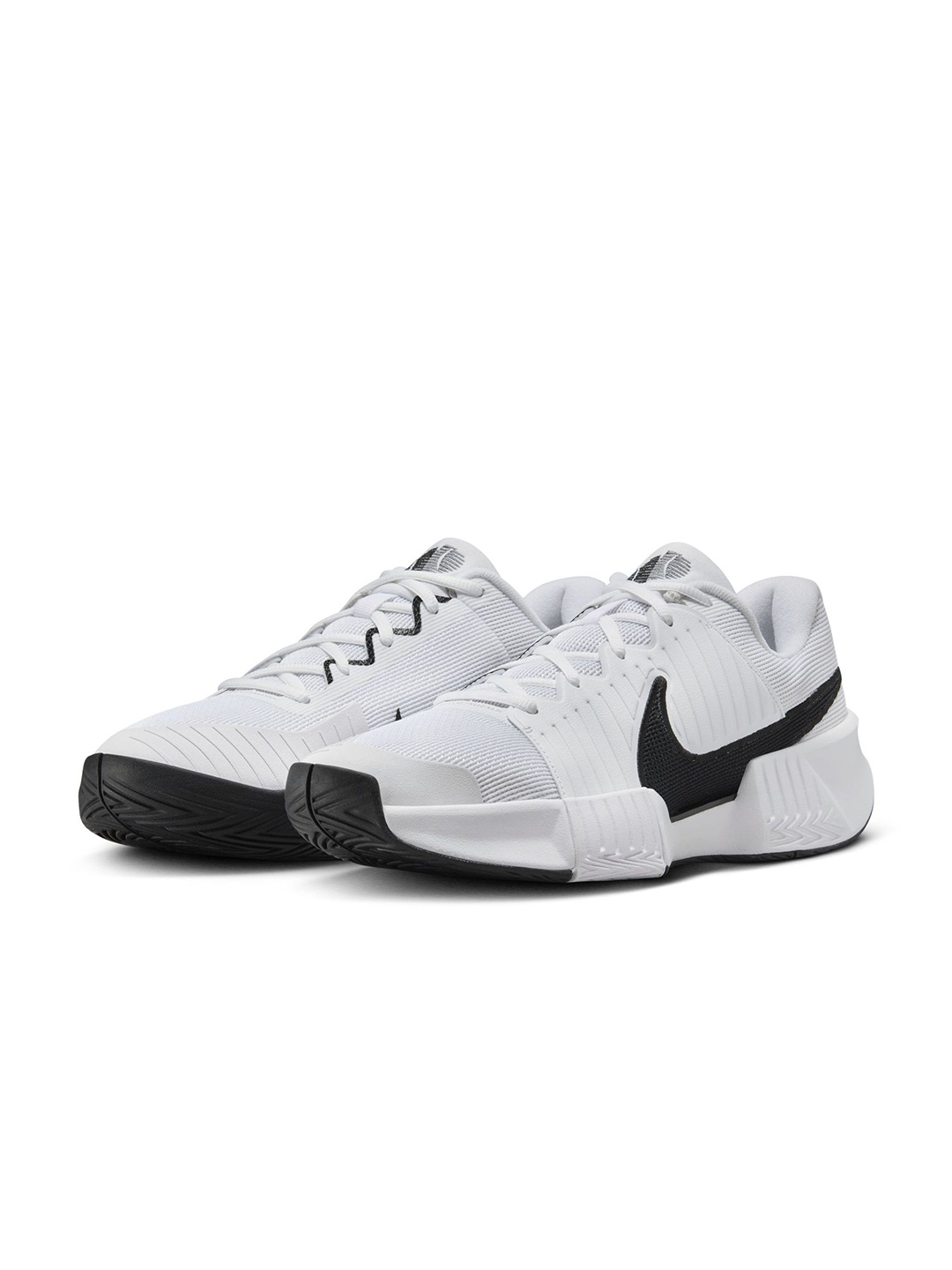 

Nike Men GP Challenge Pro Hard Court Tennis Shoes, White