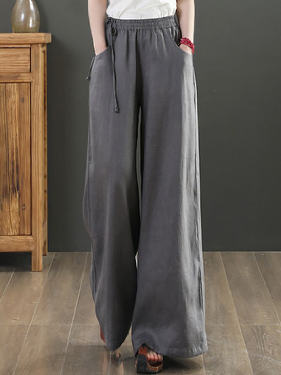 

StyleCast x Revolte Women Linen Loose Fit Easy Wash Pleated Wide Leg Trousers, Grey