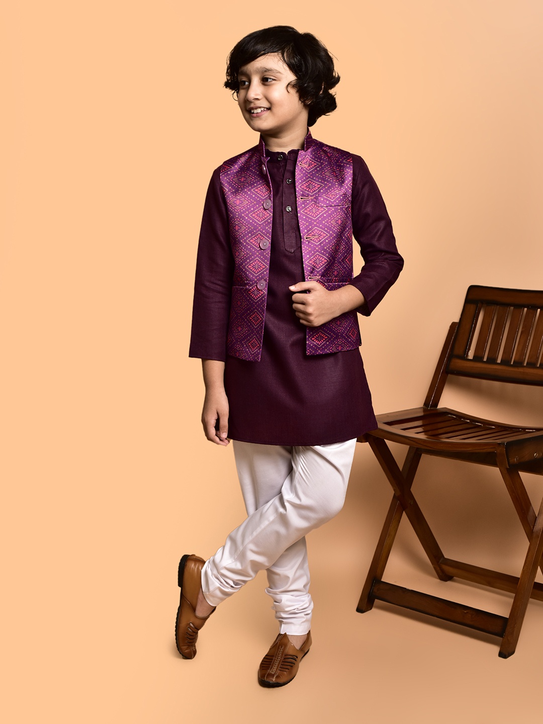 

PRINTCULTR Boys Mandarin Collar Kurta with Churidar, Brown