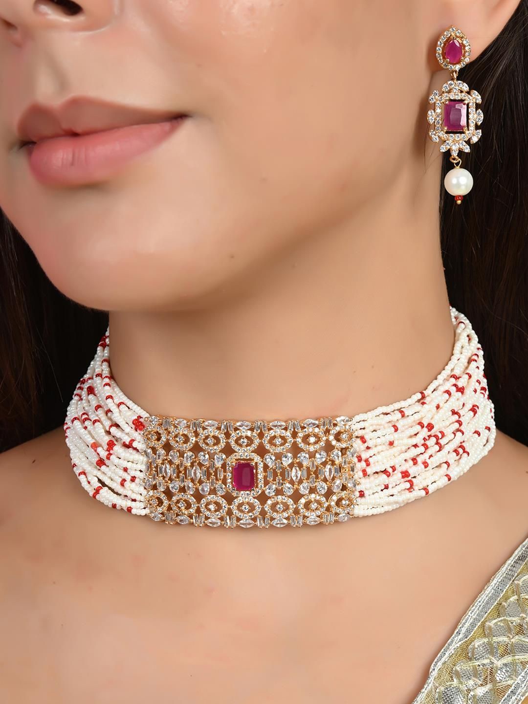 

RATNAVALI JEWELS Gold-Plated Stones-Studded & Beaded Jewellery Set