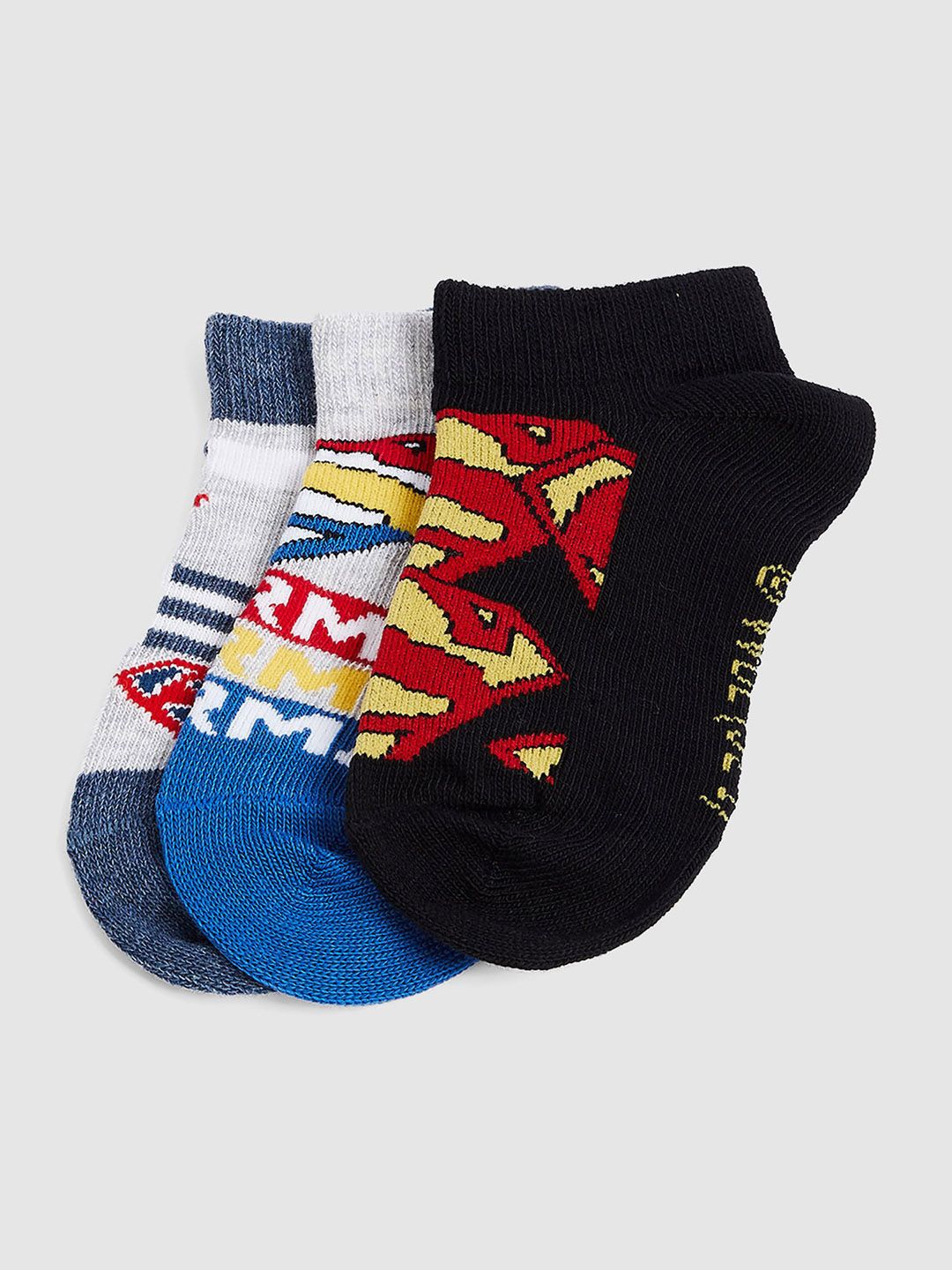 

max Boys Pack Of 3 Patterned Ankle-Length Cotton Socks, Black