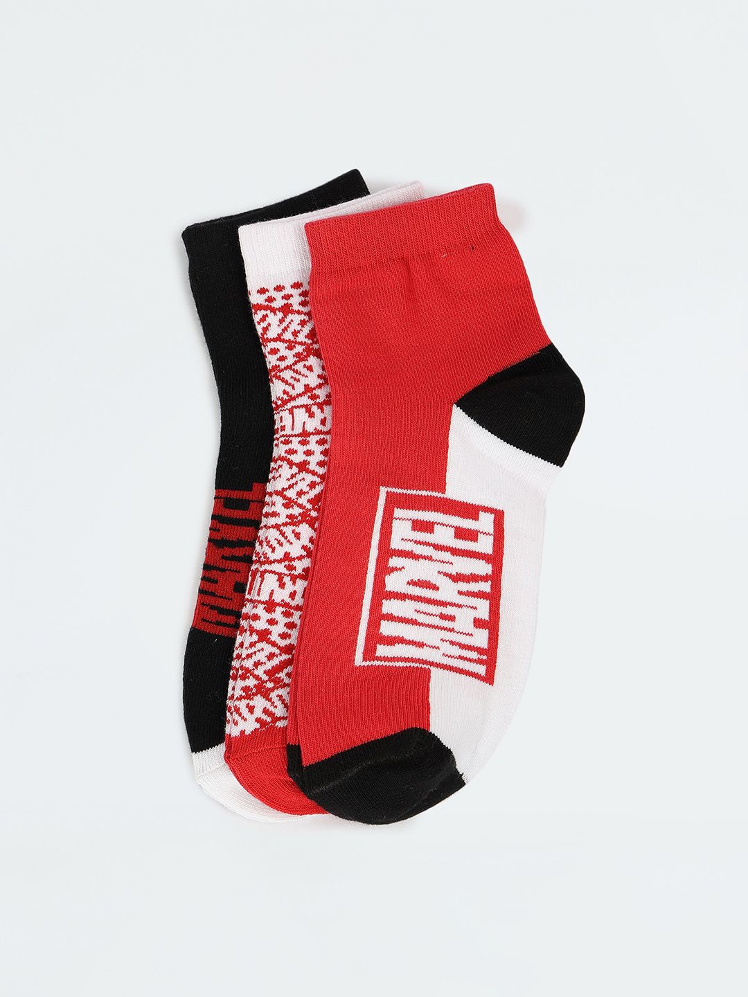 

max Boys Pack Of 3 Printed Ankle-Length Cotton Socks, Red