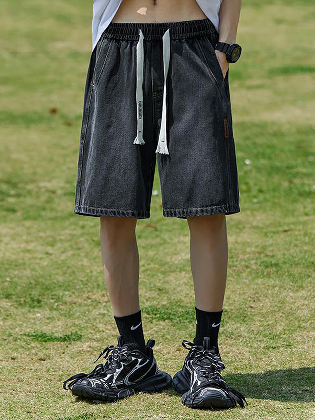 

StyleCast x Revolte Men Solid Shorts, Black