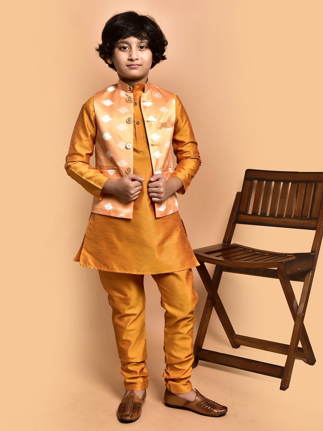 

PRINTCULTR Boys Band Collar Three-Quarter Sleeves Straight Kurta & Churidar & Nehru Jacket, Yellow