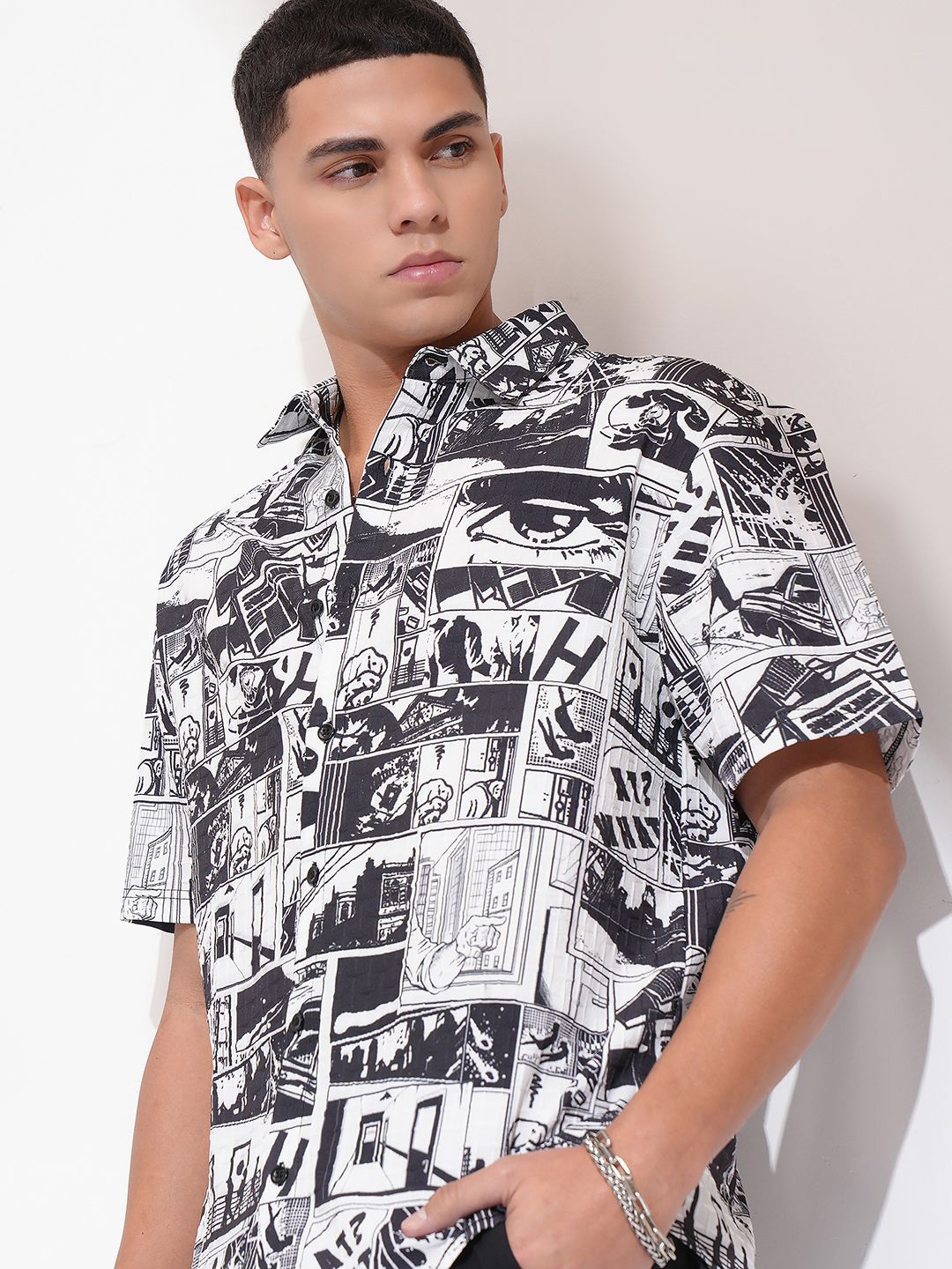 

Highlander Men Popcorn Textured Printed Relaxed Shirt, Black