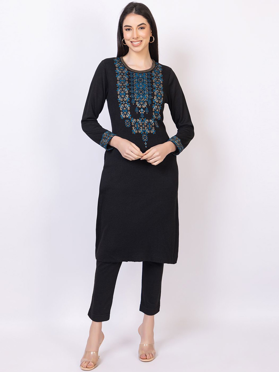 

KEIKO Ethnic Motifs Embroidered Thread Work Straight Kurta, Black