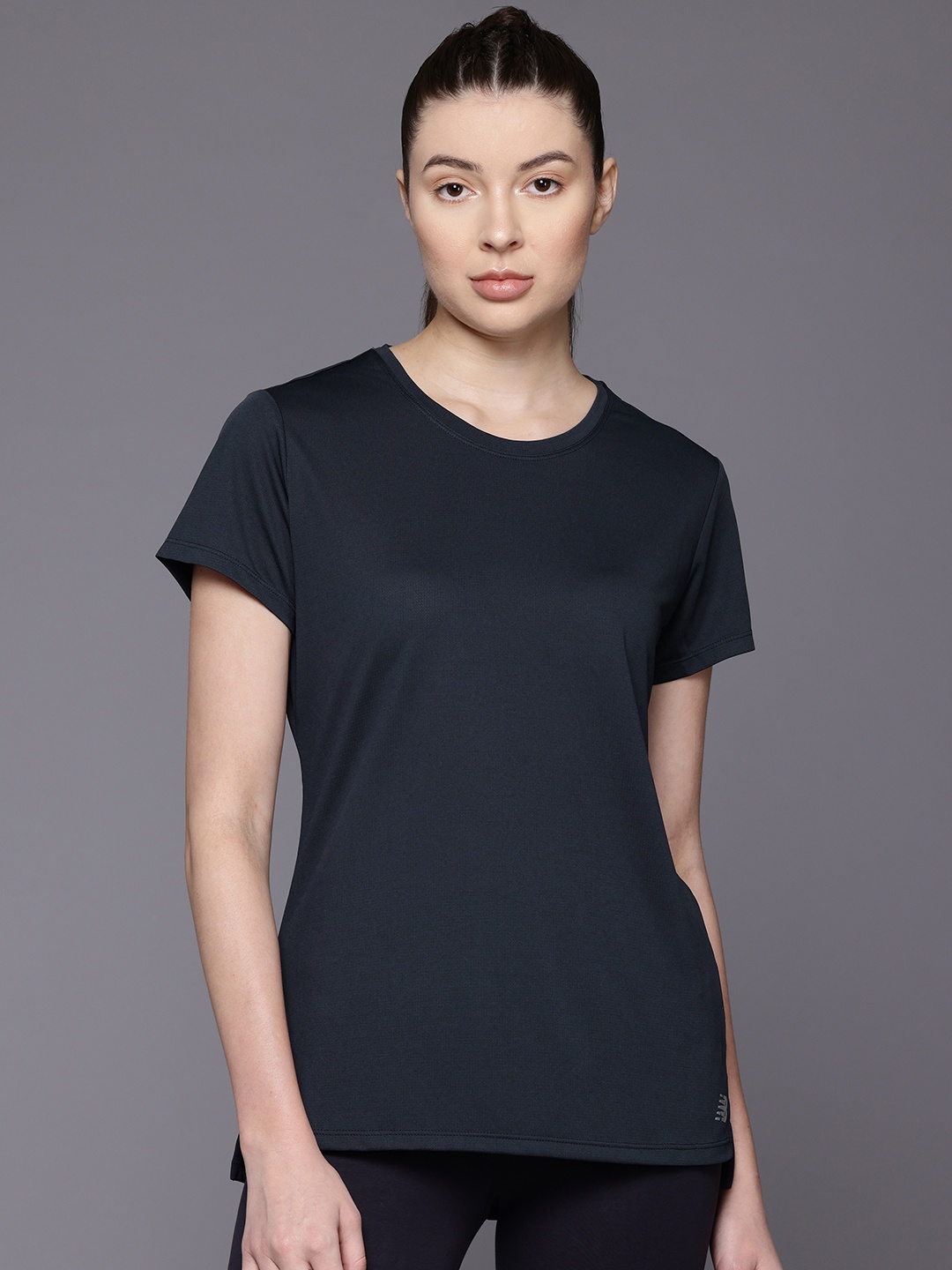

New Balance Women Reflective Detail T-shirt, Black