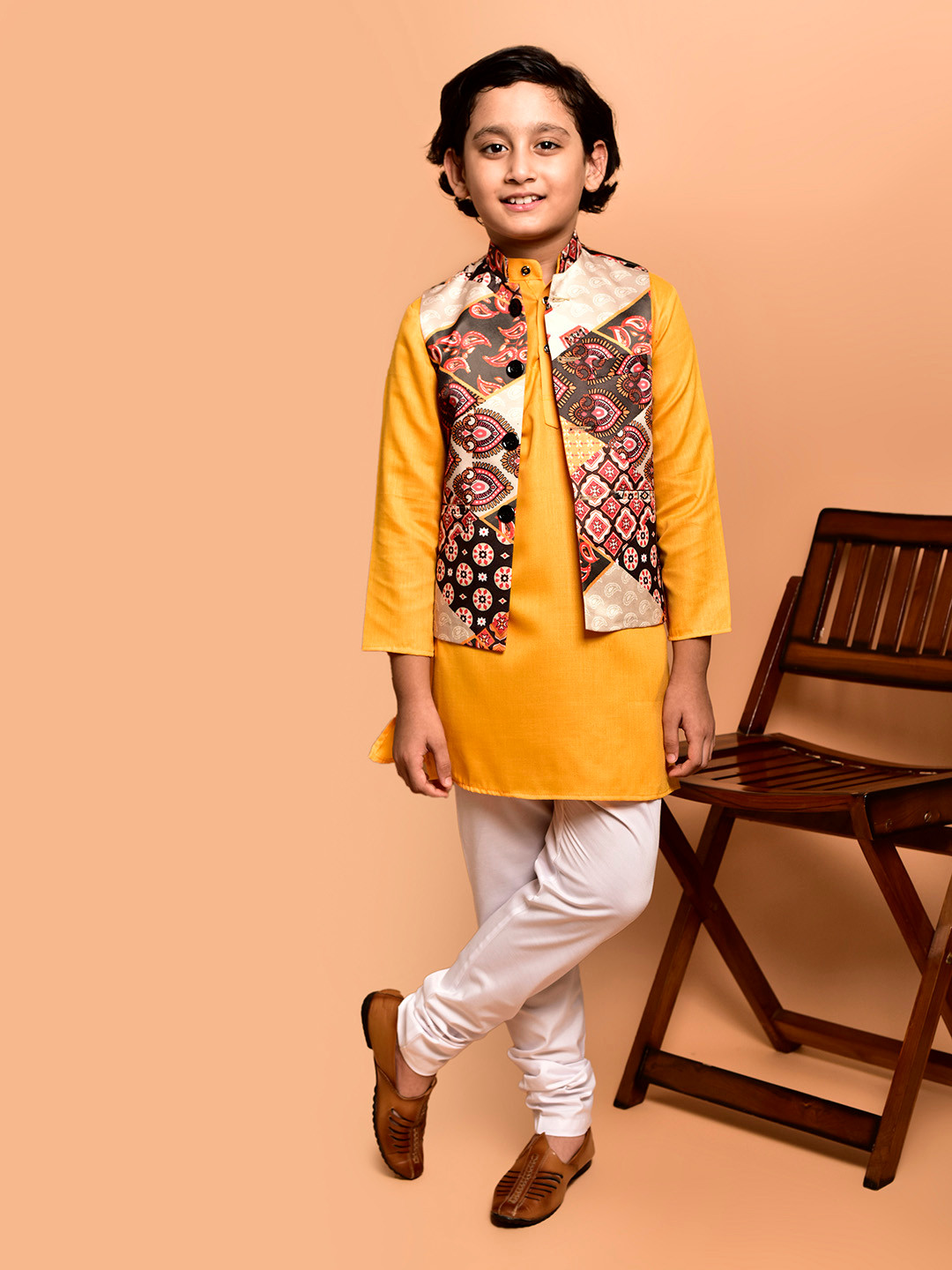 

PRINTCULTR Boys Mandarin Collar Regular Straight Kurta with Churidar, Yellow