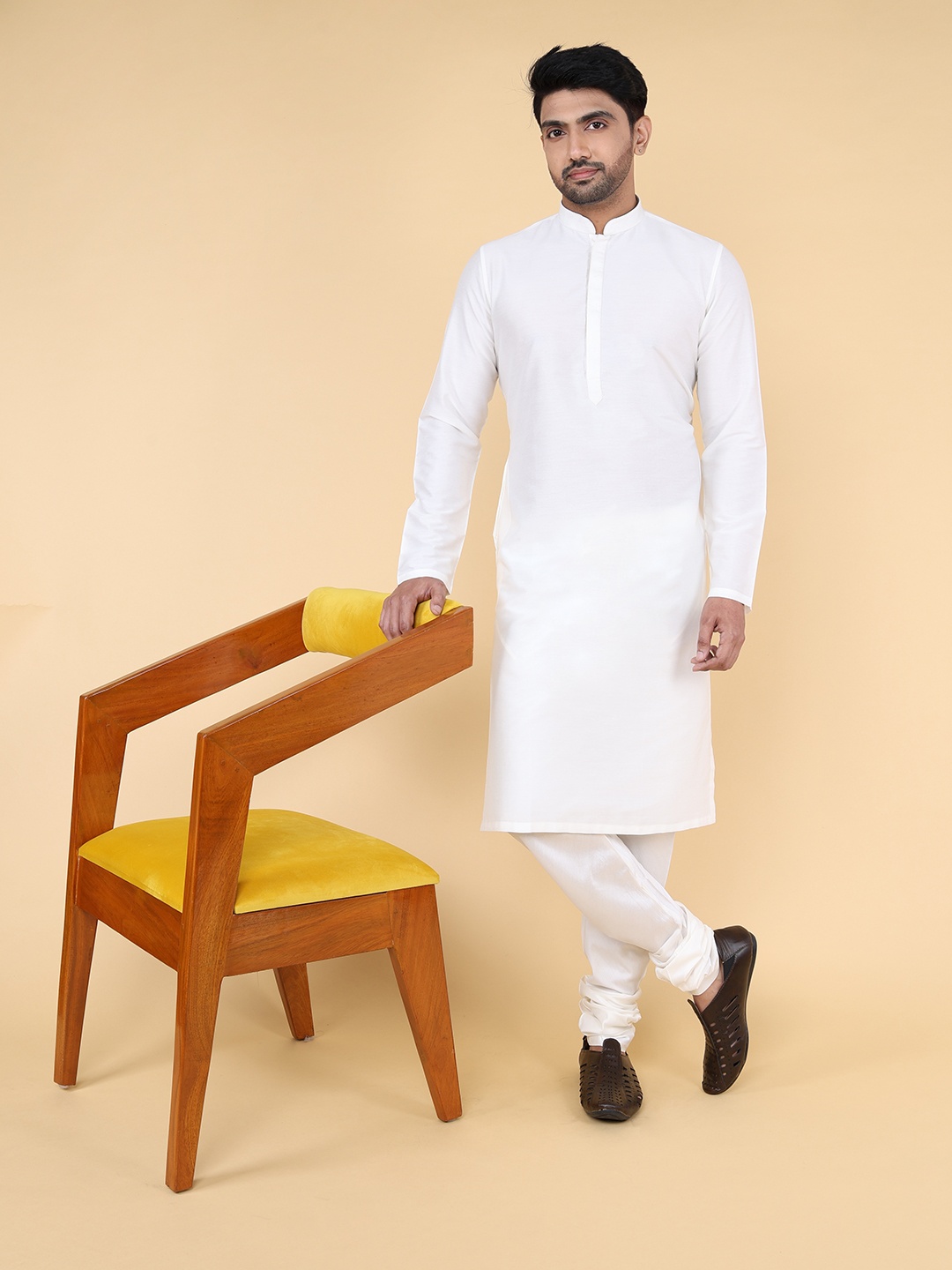 

ZOIS Khadi Cotton Mandarin Collar Straight Kurta, White