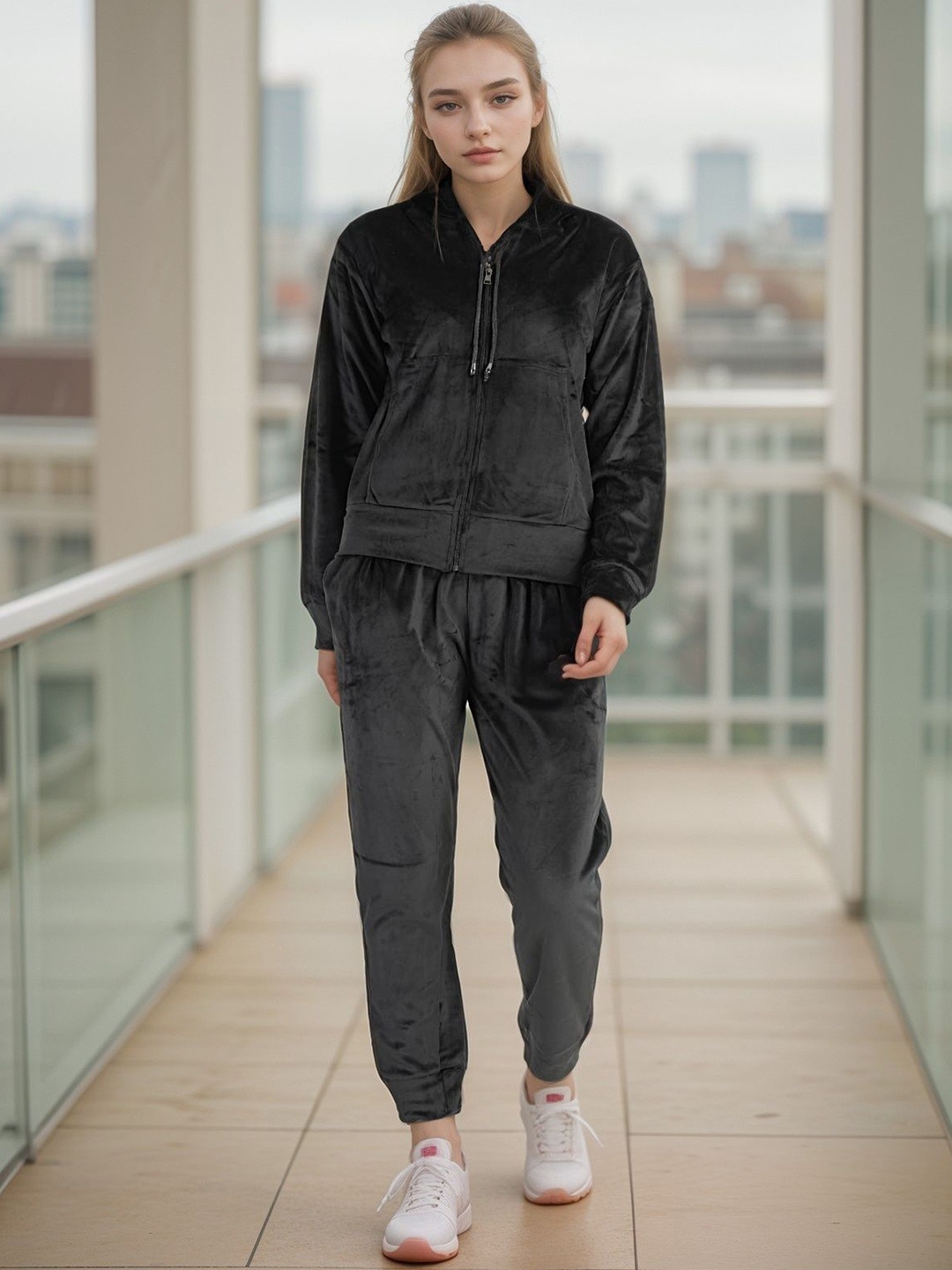 

BAESD Hooded Sweatshirt With Joggers, Black