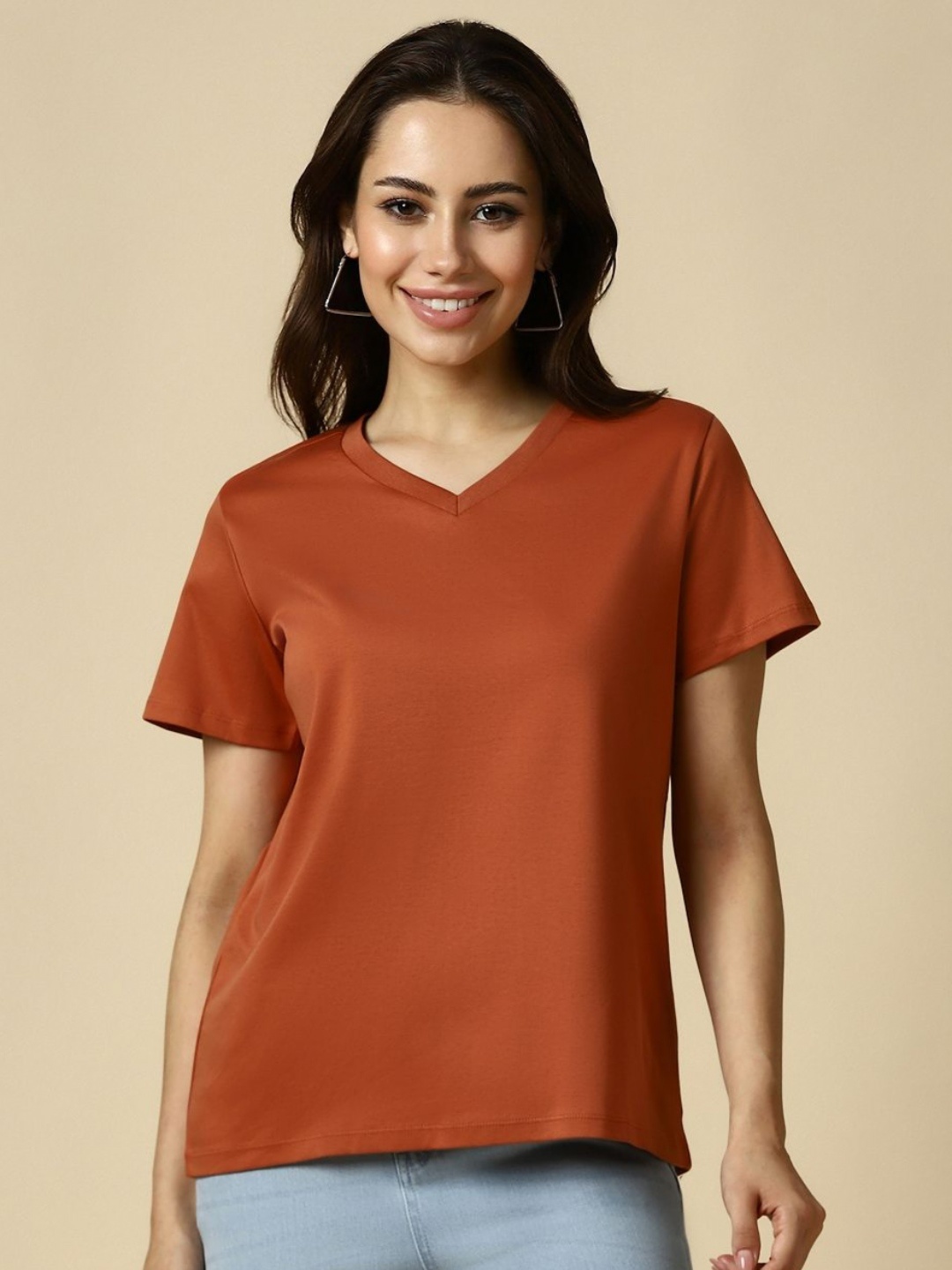 

Allen Solly Woman Solid V-Neck Cotton T-shirt, Brown