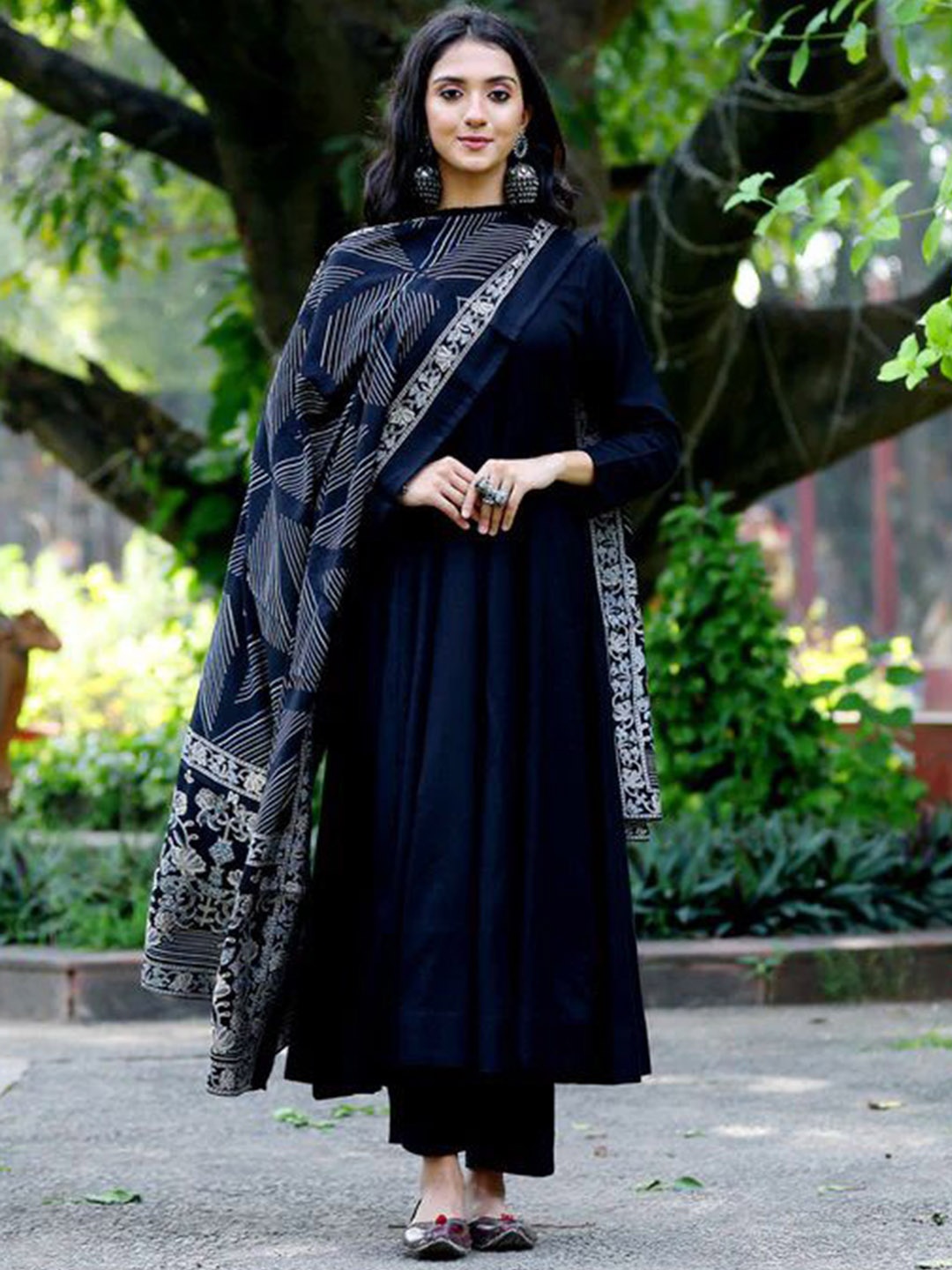 

KALINI Women Black Anarkali Rayon Ethnic Salwar Suit With Pant & Printed Dupatta