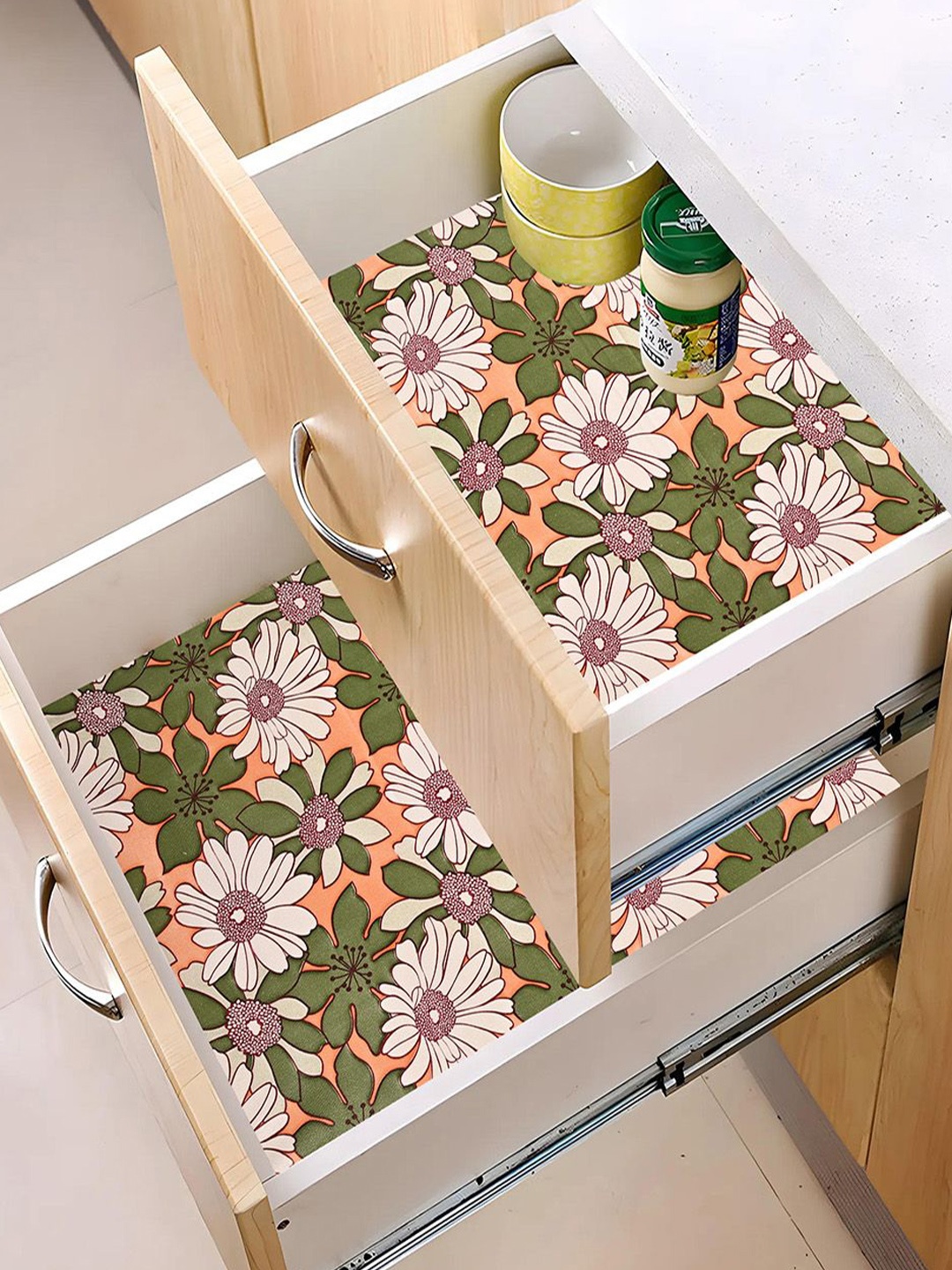 

Kuber Industries Orange 2 Pieces Printed Shelf Liner