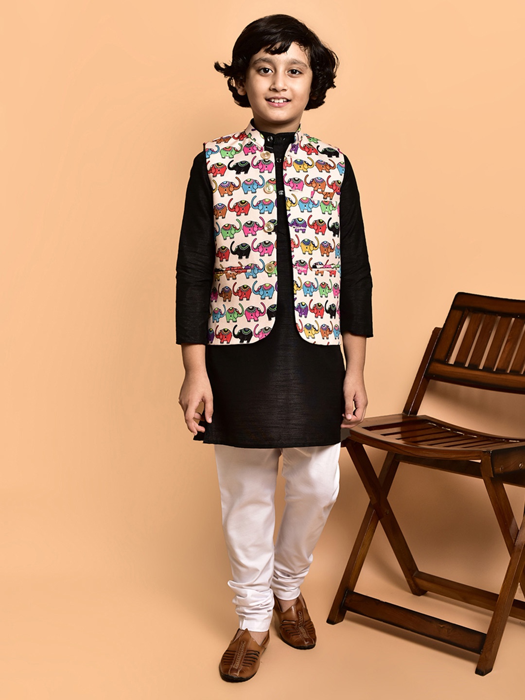 

PRINTCULTR Boys Ethnic Motifs Printed Mandarin Collar Regular Straight Kurta with Pyjamas, Black