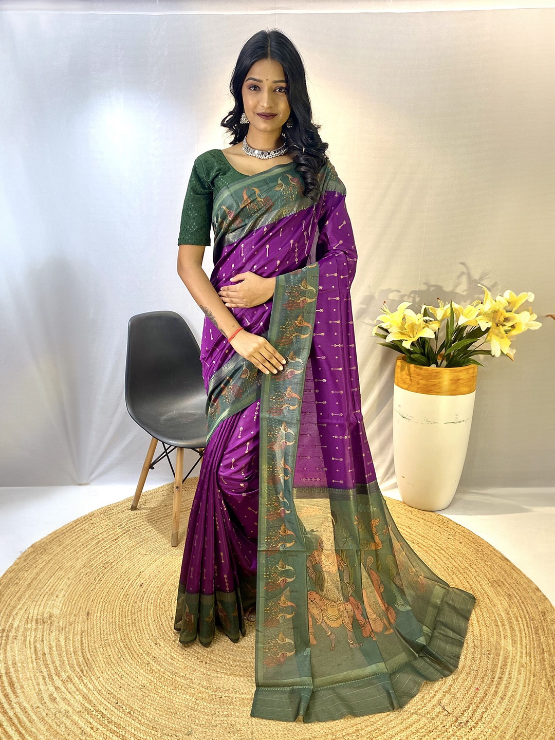 

DEVATITHI Ethnic Motifs Woven Design Zari Chanderi Saree, Purple