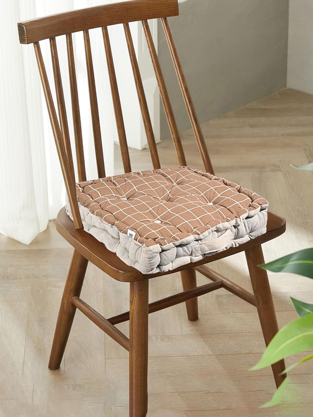

Kuber Industries Grey & Brown 4 Pieces Checked Cotton Chair Pads