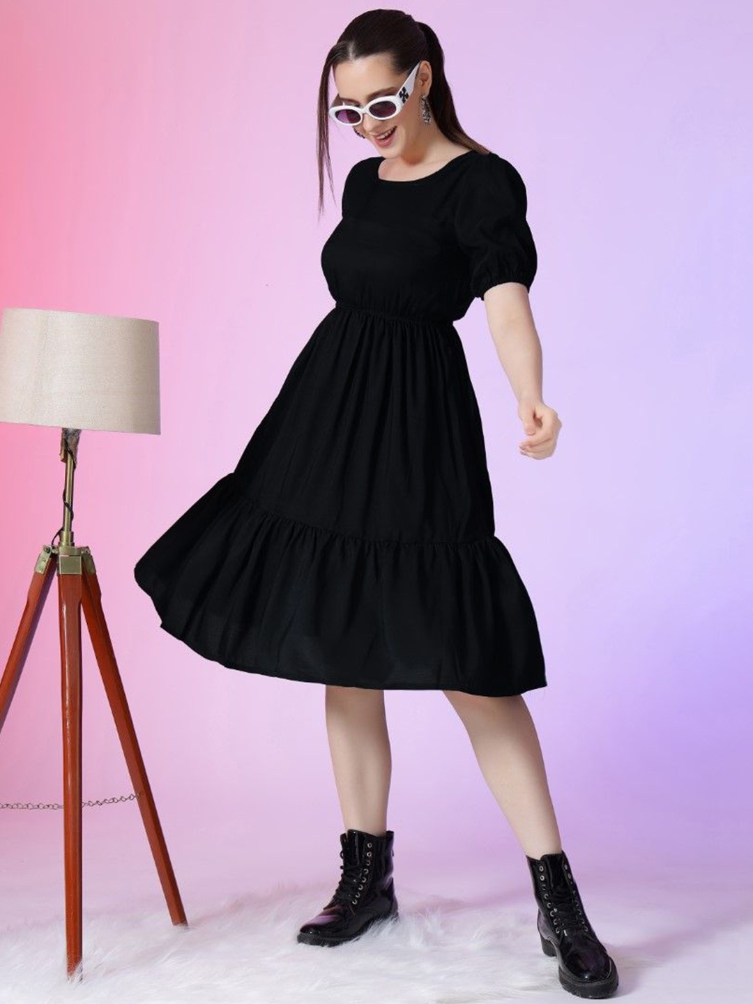 

Krunal Raiyani Women Puff Sleeve Applique Fit & Flare Dress, Black