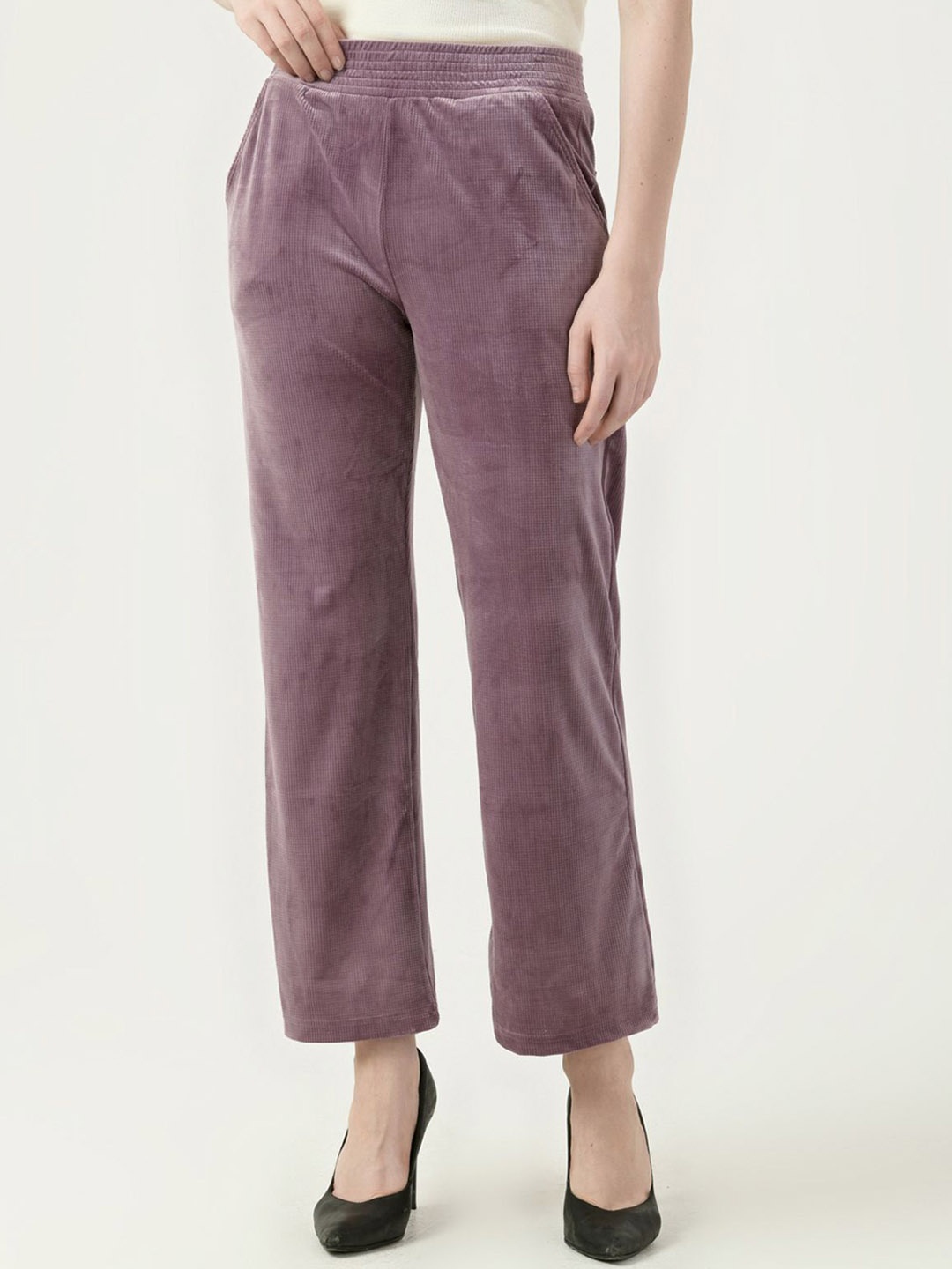 

Albion By CnM Women Solid Trousers, Peach