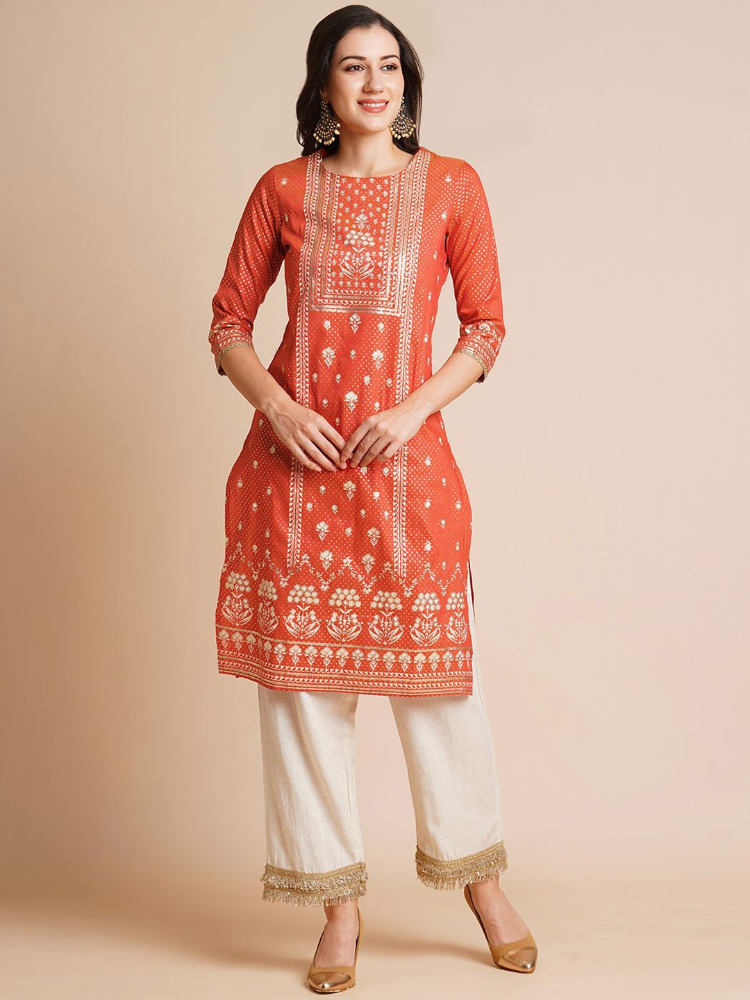 

RATAN Floral Printed Sequinned Chanderi Silk Kurta, Rust