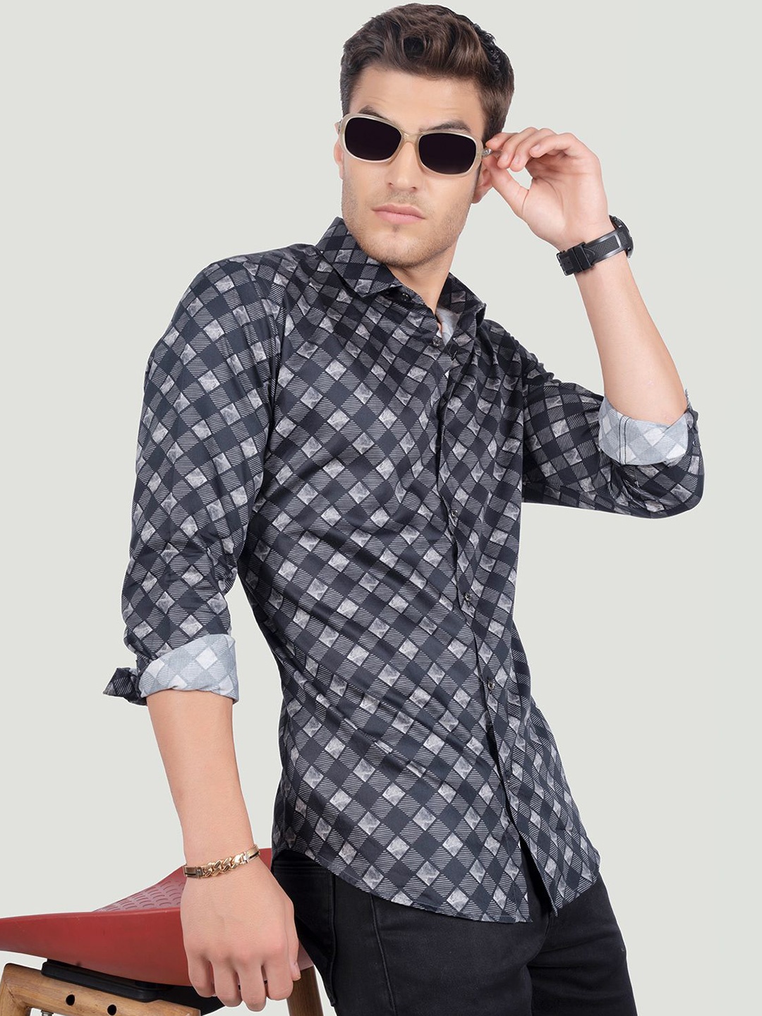 

ALMATY Men Comfort Spread Collar Micro Checked Cotton Slim Fit Party Shirt, Black