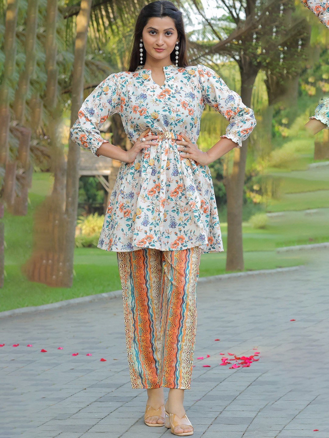 

BAESD Floral Printed Tunic With Trousers, White