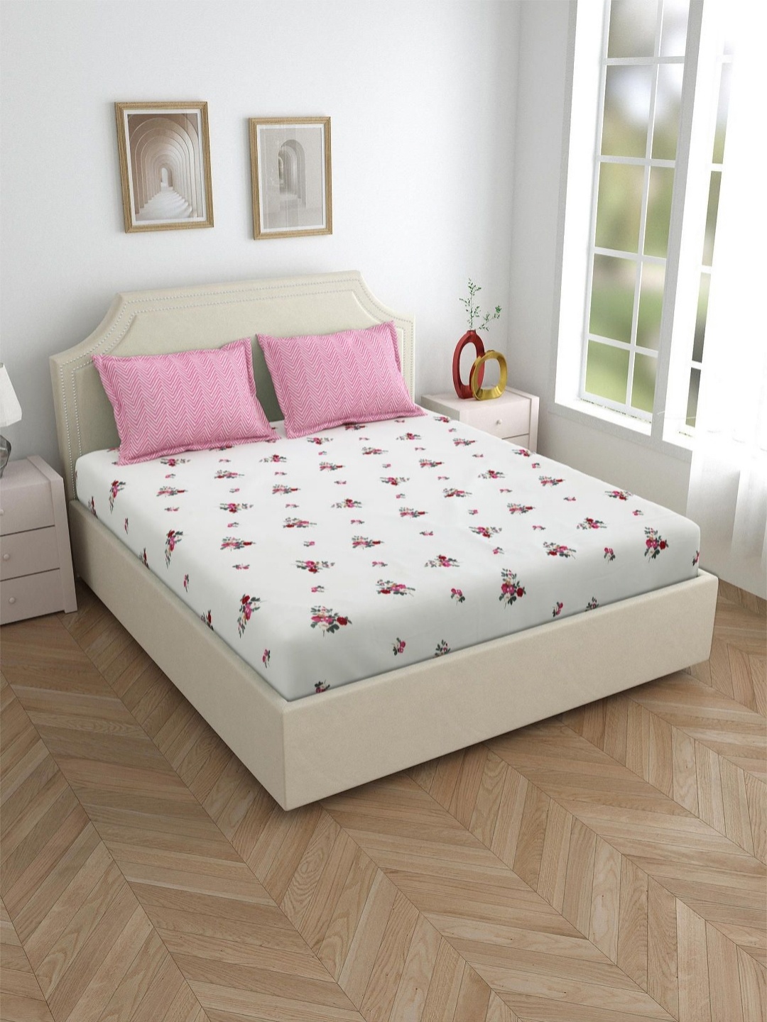 

Salona Bichona Pink Printed 180 TC Pure Cotton Fitted King Bedsheet with 2 Pillow Covers