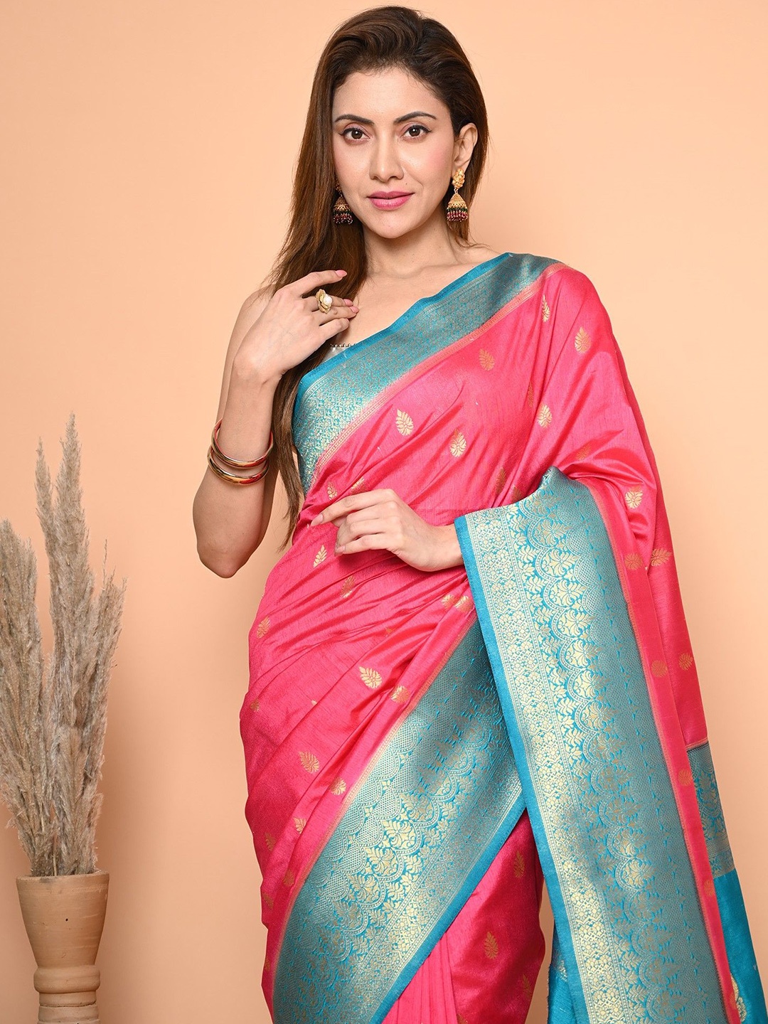 

BEATITUDE Woven Design Festive Saree With Zari, Pink