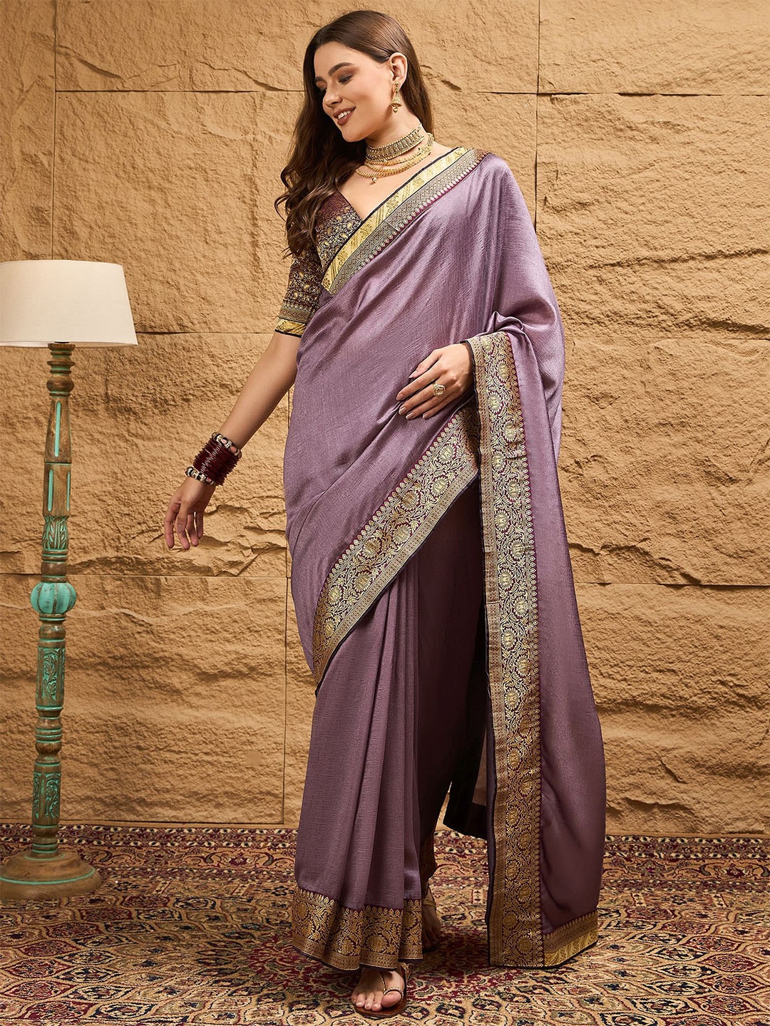 

Dori Zari Soft Saree With Blouse Piece, Lavender