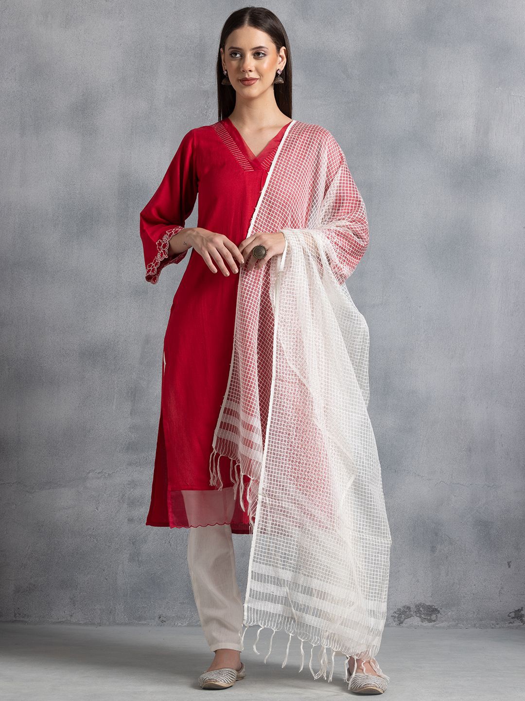

INDYA Checked Tissue Dupatta, White