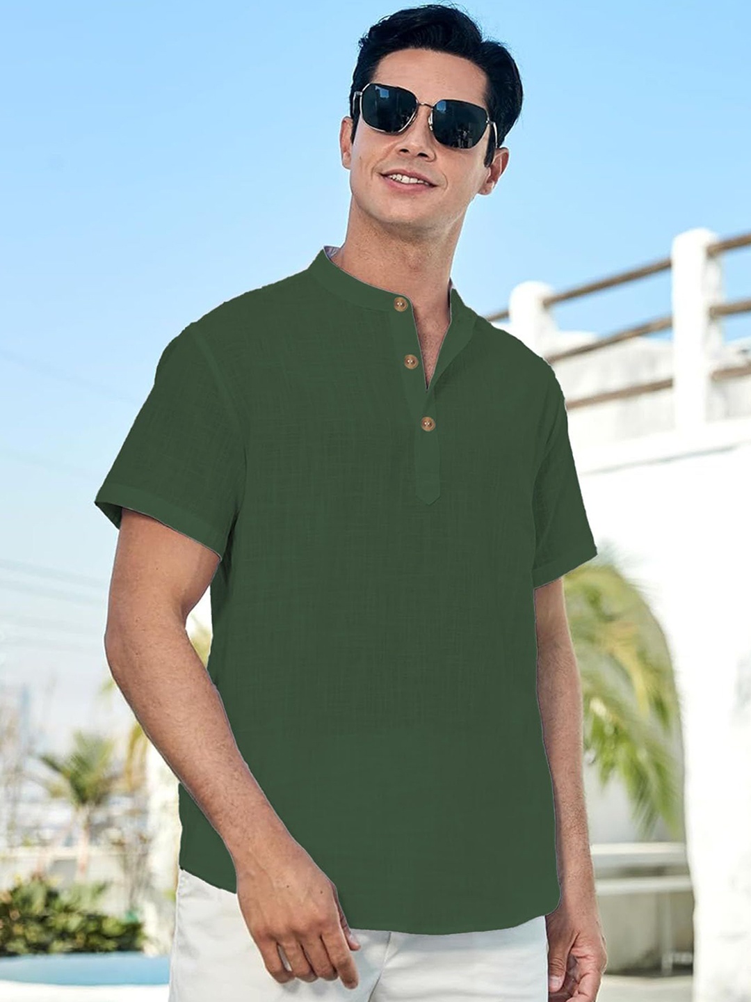 

Vida Loca Band Collar Pure Cotton Short Kurta, Fluorescent green