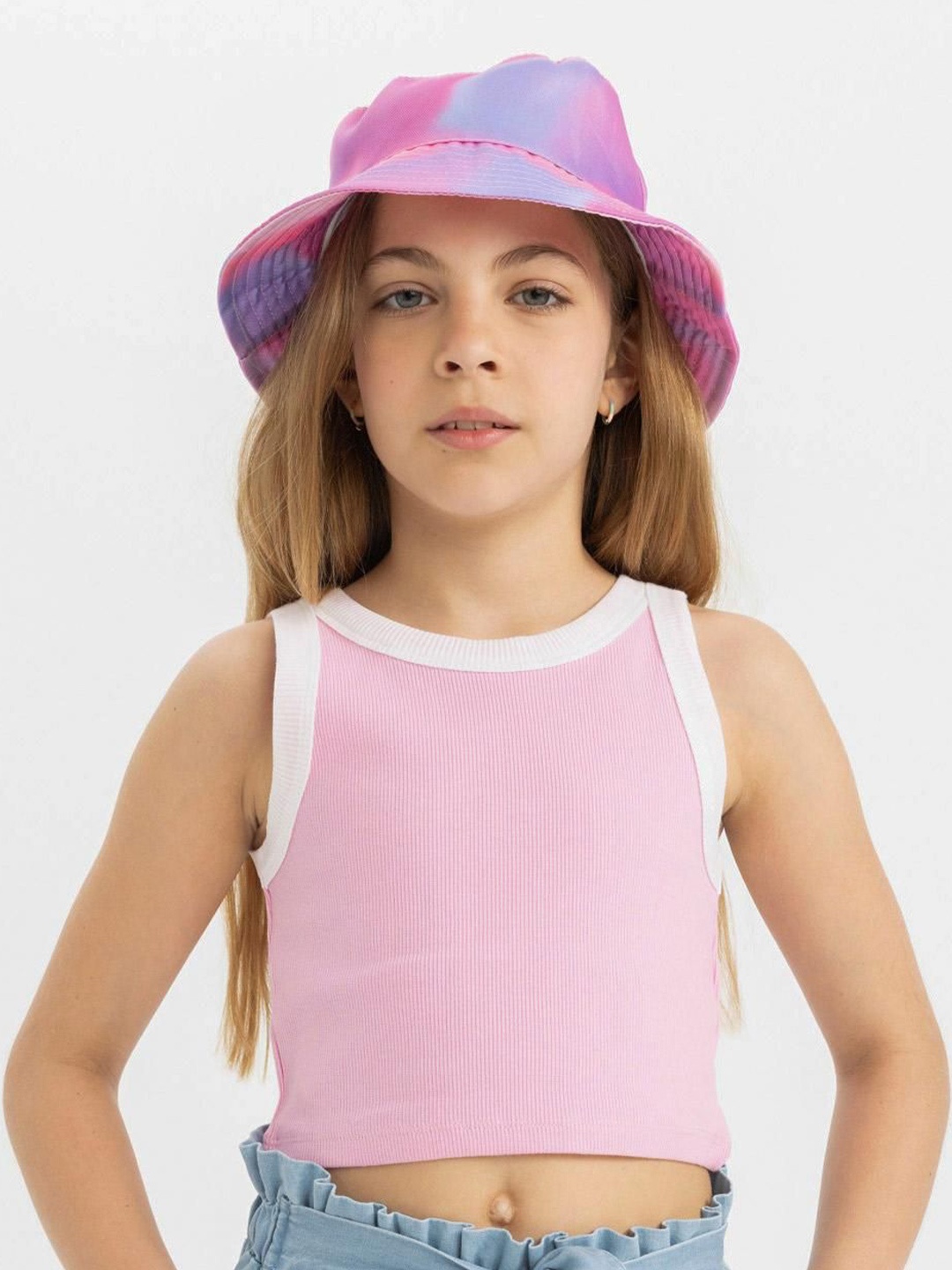 

DeFacto Girls Solid Round Neck Cotton Top, Pink