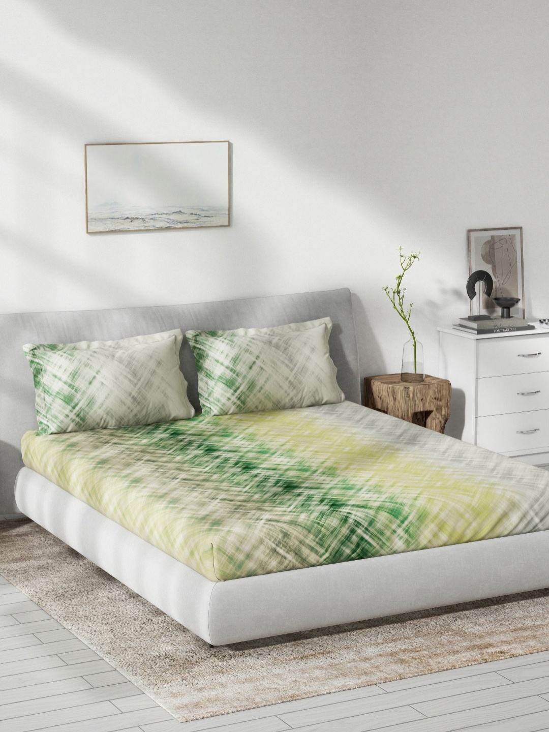 

DDecor Green Abstract Printed 145 TC Cotton Double King Fitted Bedsheet Set