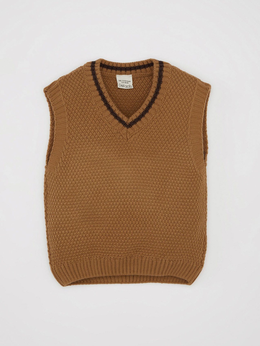 

DeFacto Boys Sweater Vest, Beige