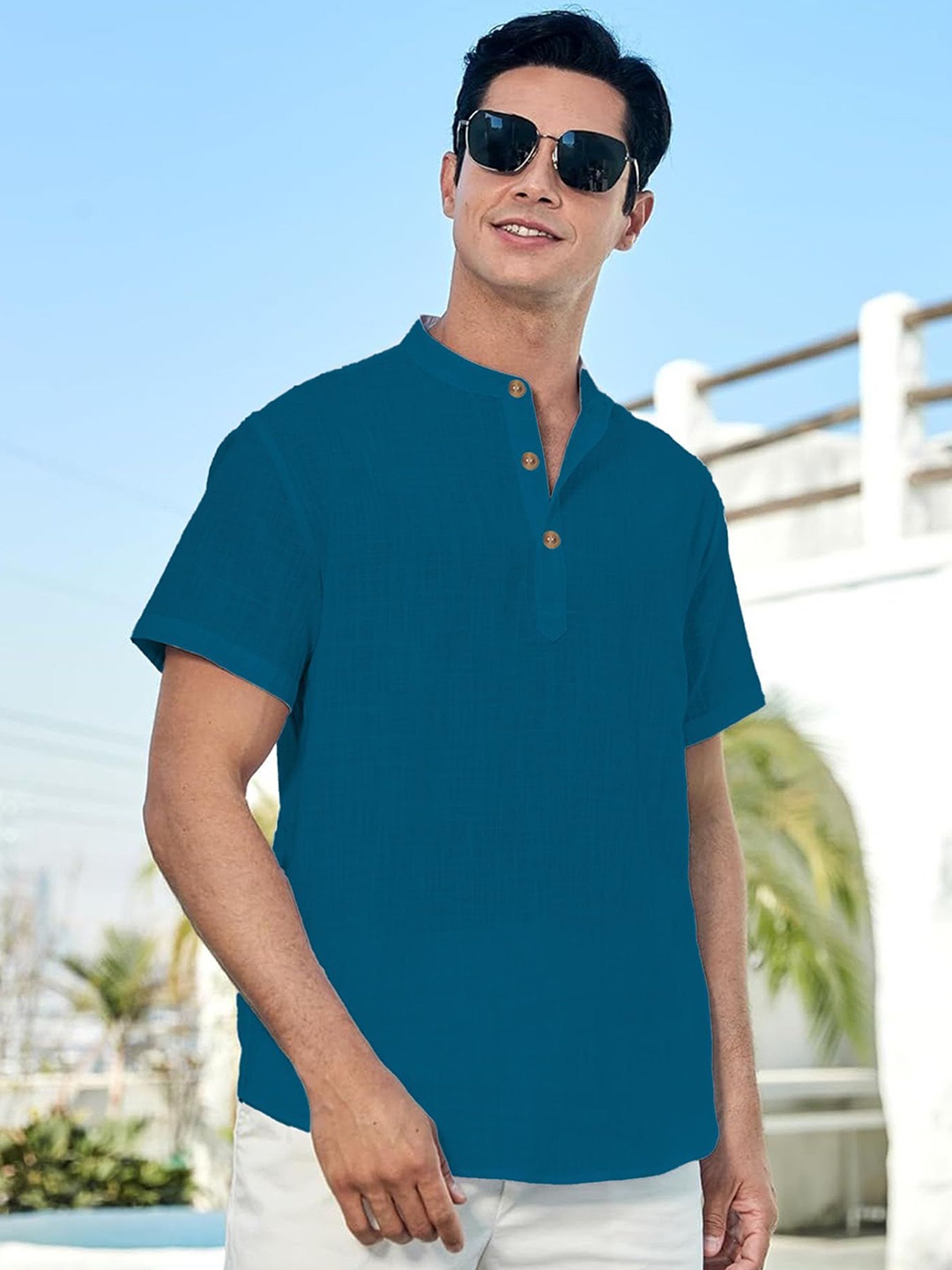 

Vida Loca Mandarin Collar Cotton Short Kurta, Blue