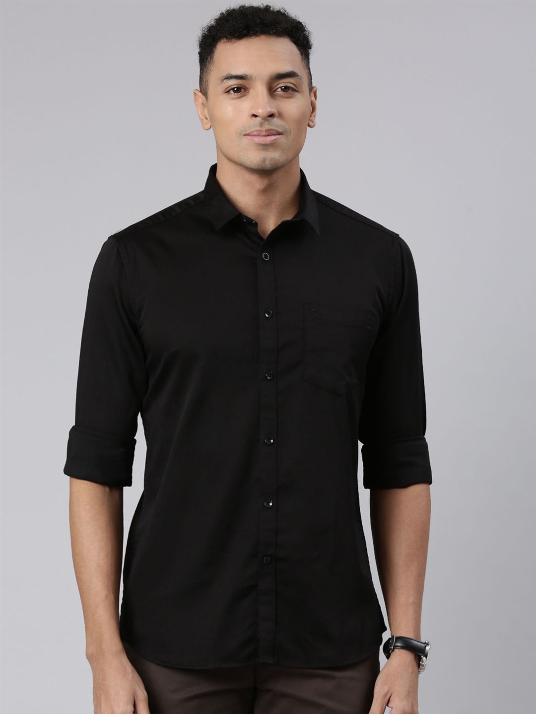 

Classic Polo Men India Spread Collar Solid Cotton Slim Fit Casual Shirt, Black