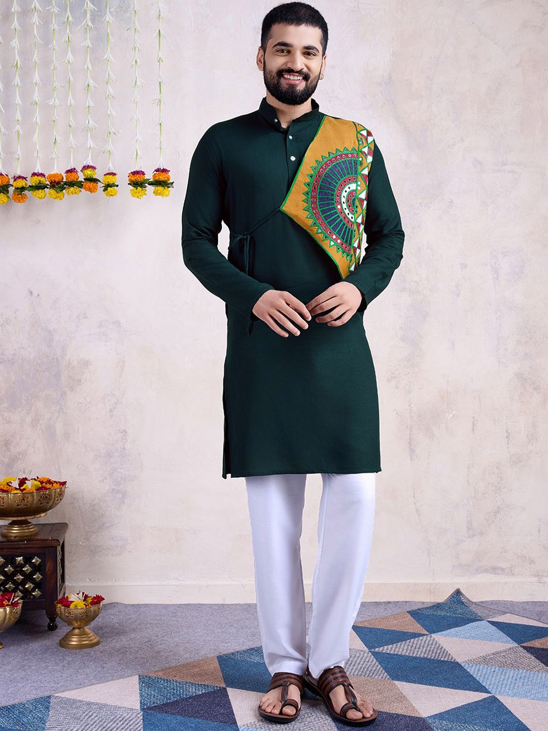 

SHUBHVASTRA Mandarin Collar Mirror Work Designer Kurta, Green