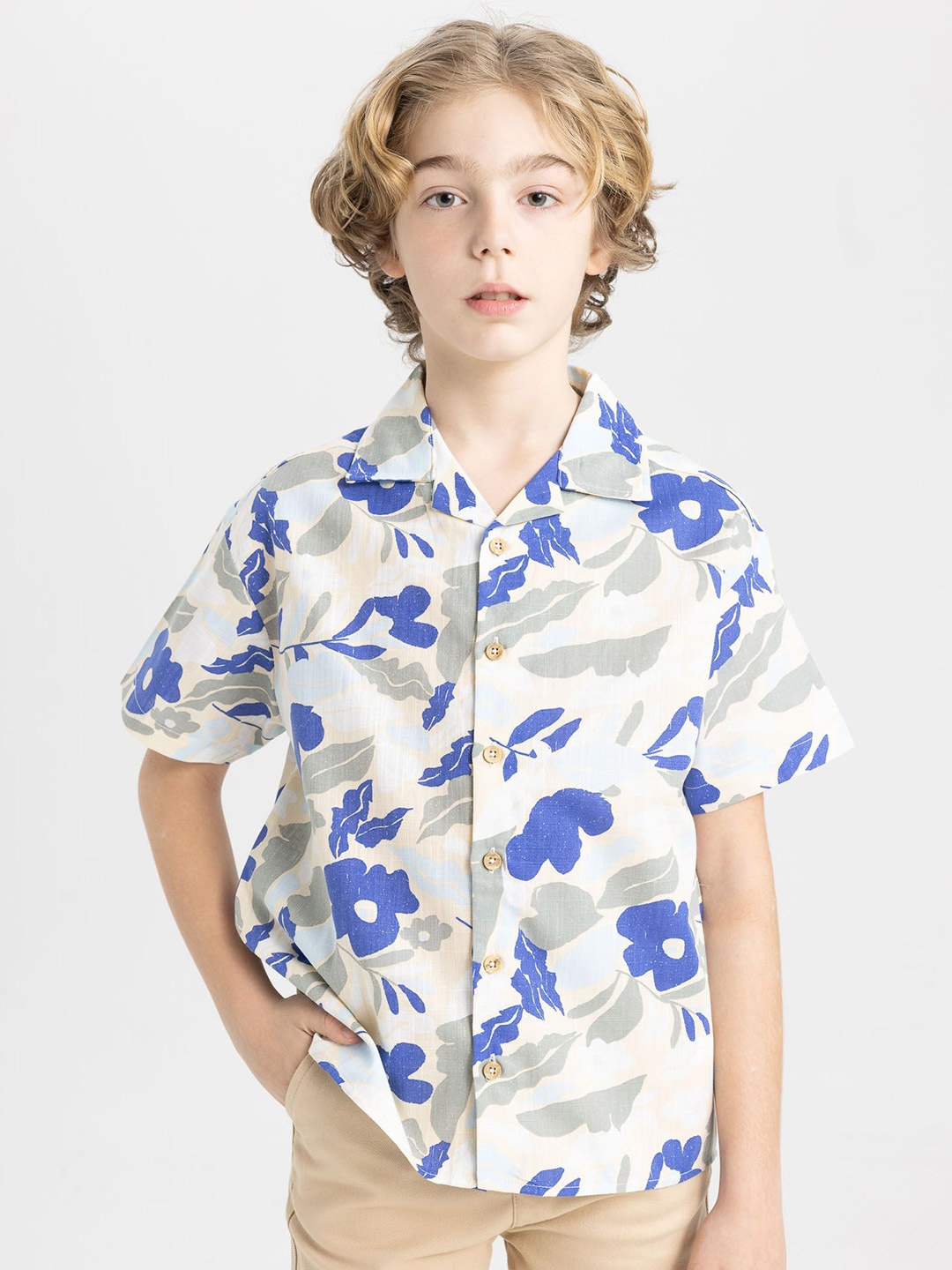 

DeFacto Boys Cuban Collar Floral Printed Cotton Casual Shirt, Na