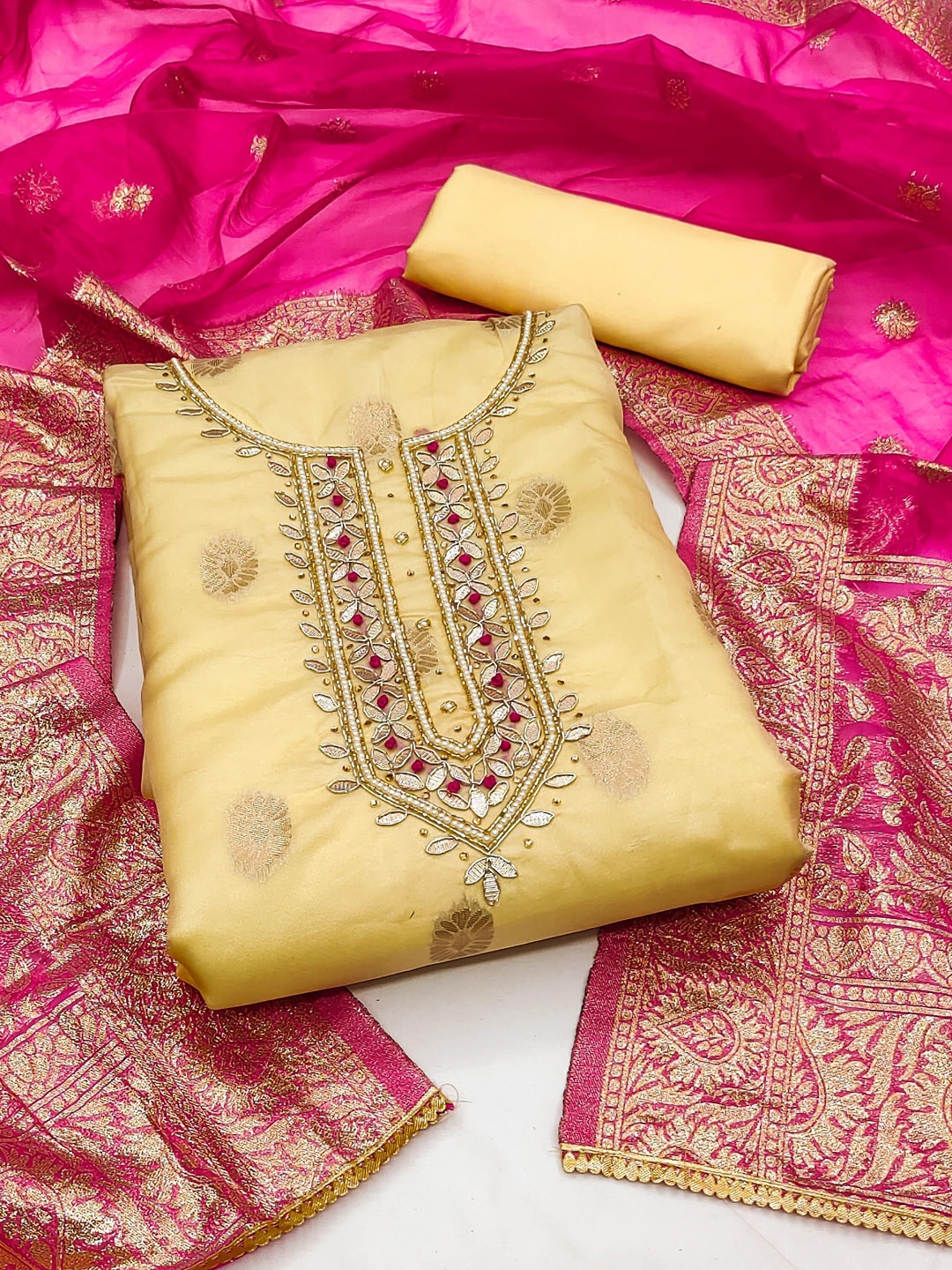 

Ishin Organza Zardozi Unstitched Dress Material, Yellow