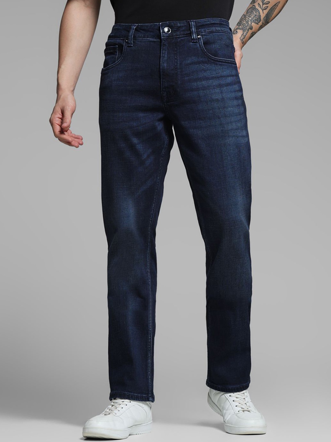 

Jack & Jones Men Clark Low-Rise Light Fade Stretchable Jeans, Blue