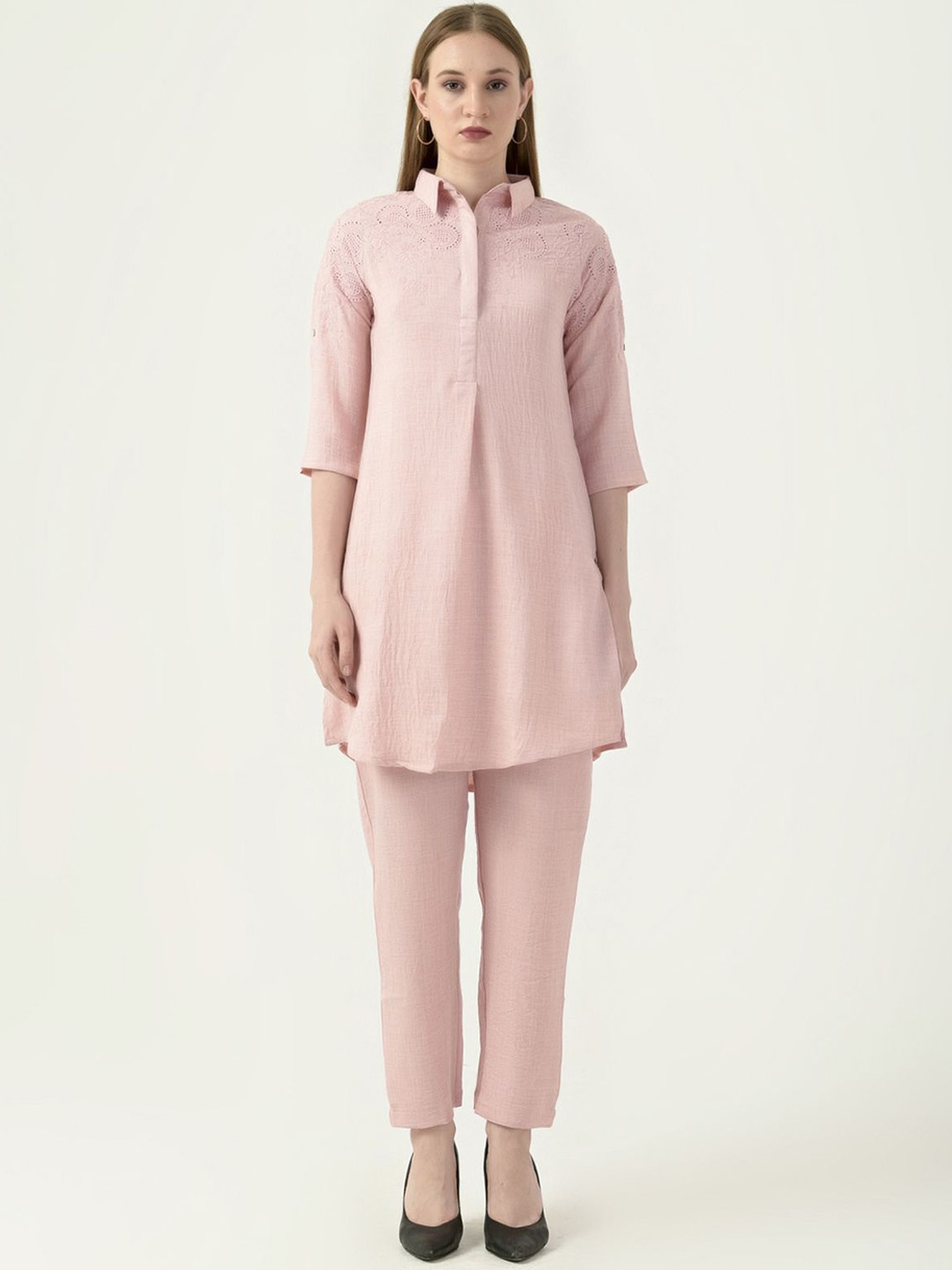 

Albion By CnM Self Design Shirt Collar Roll-Up Sleeves Tunic With Trousers, Peach