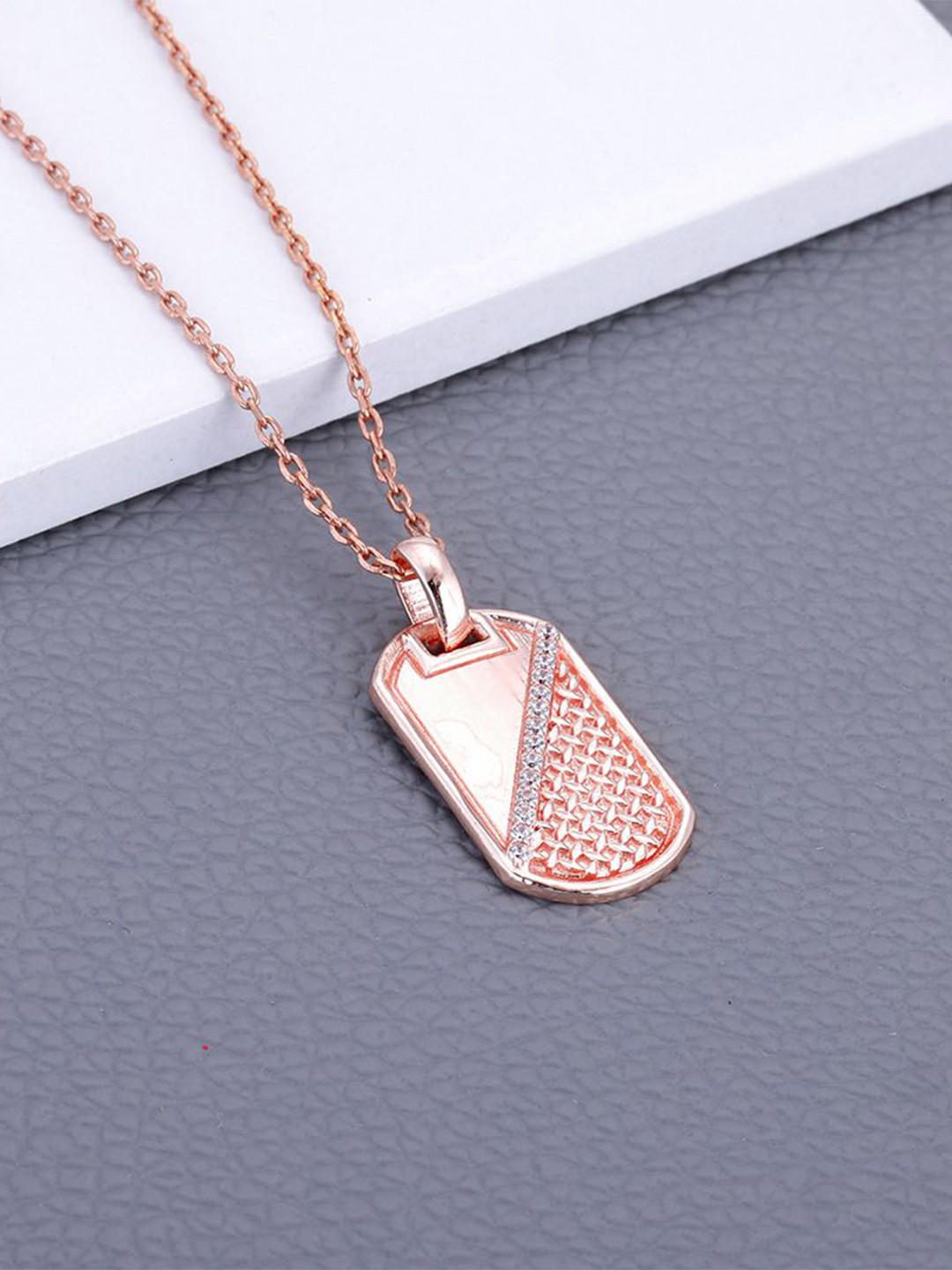 

GIVA 925 Silver Artificial Stones Pendant with Chain, Rose gold