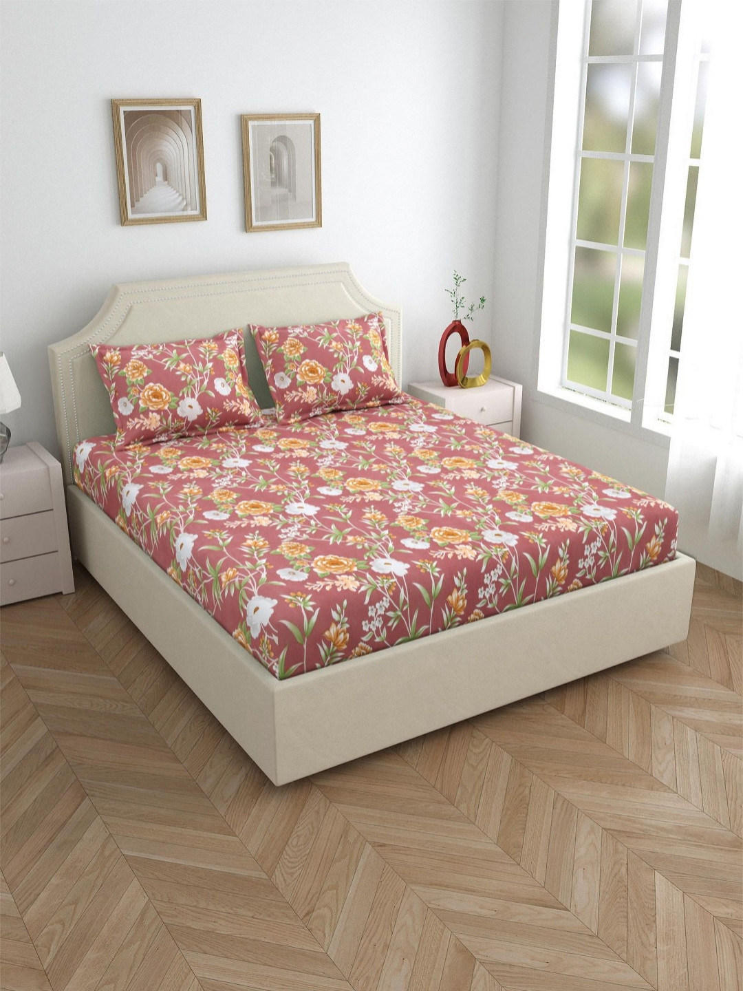 

Salona Bichona Pink Floral Printed 140 TC Cotton Queen Bedsheet With 2 Pillow Covers