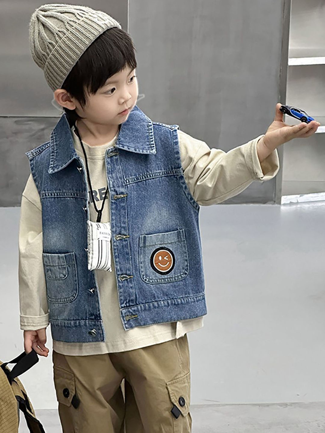 

StyleCast x Revolte Boys Outdoor Denim Jacket, Blue