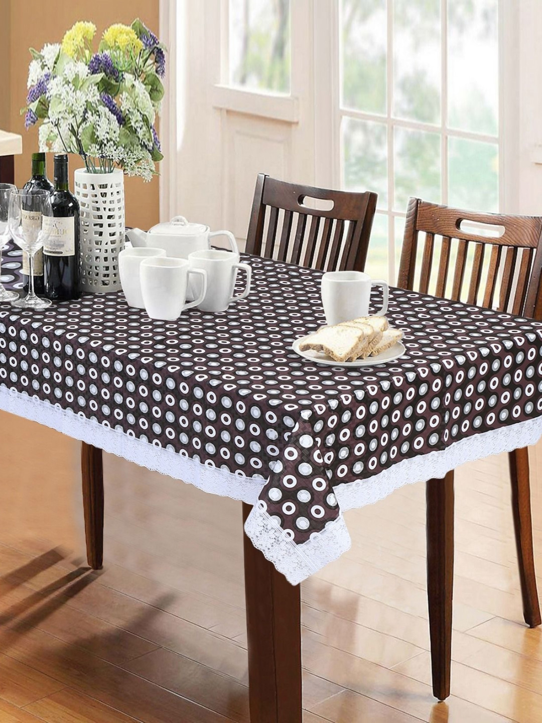 

LooMantha Grey Geometric Printed Waterproof 6-Seater Table Cover