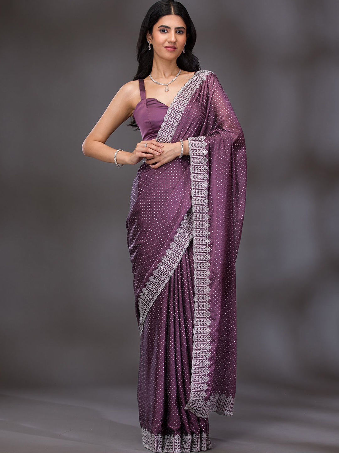 

Koskii Embellished Embroidered Satin Saree, Purple