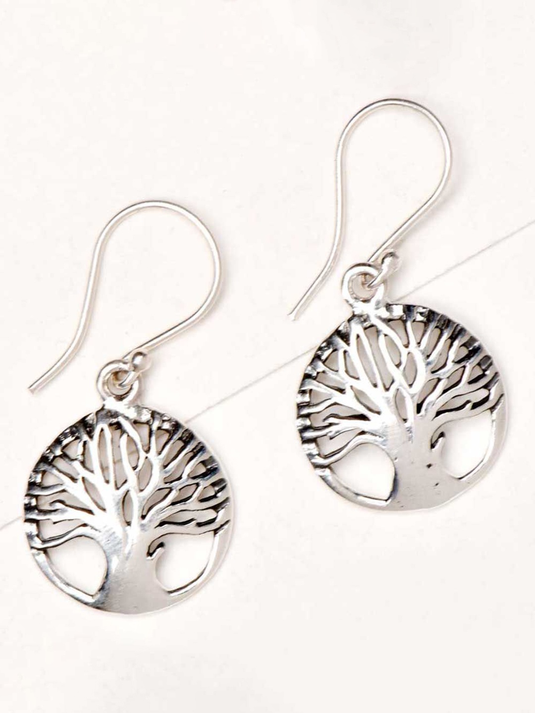 

Indianshelf 92.5 Sterling Silver Contemporary Drop Earrings