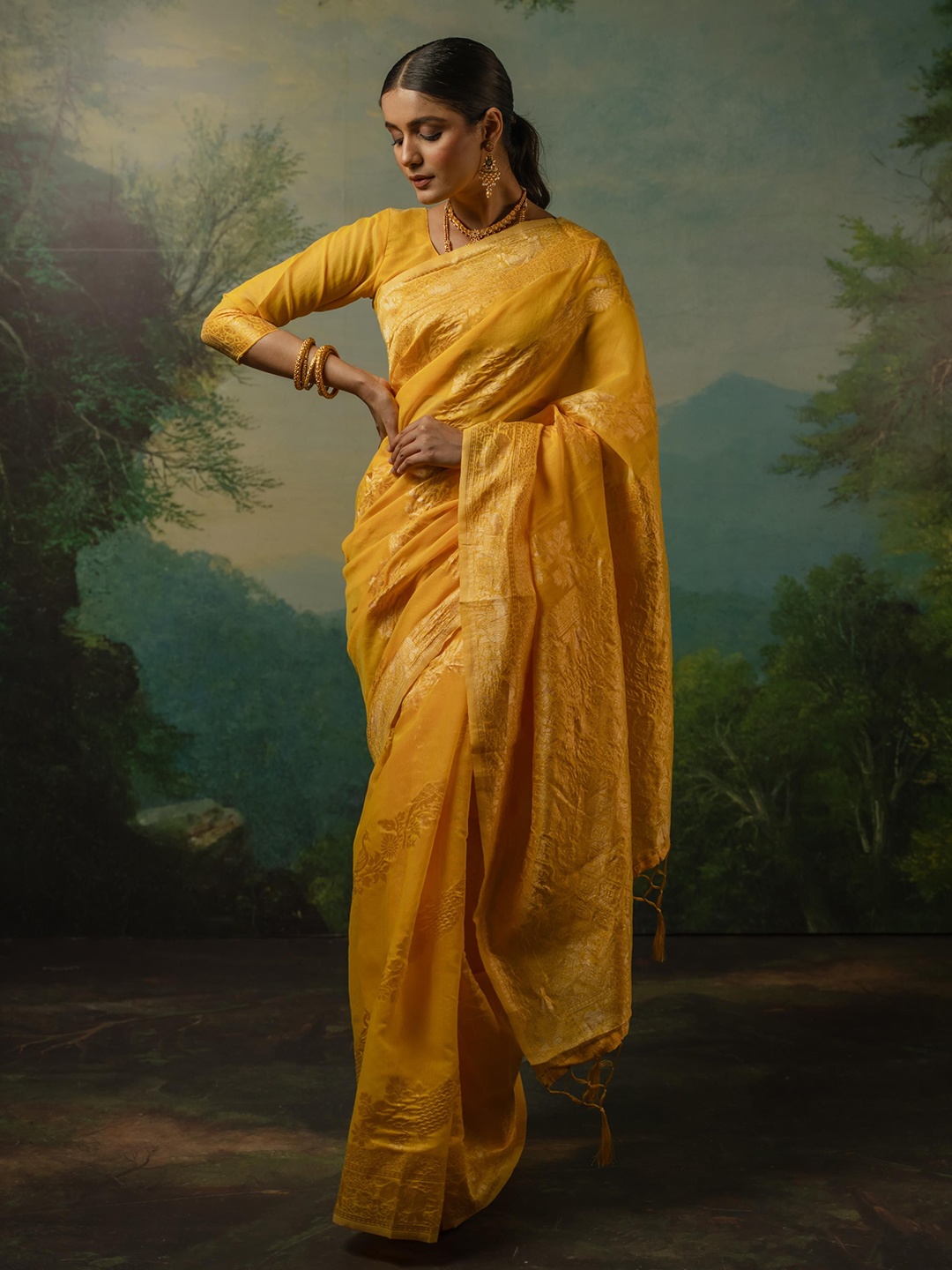 

Sangria Woven Design Banarasi Saree, Yellow